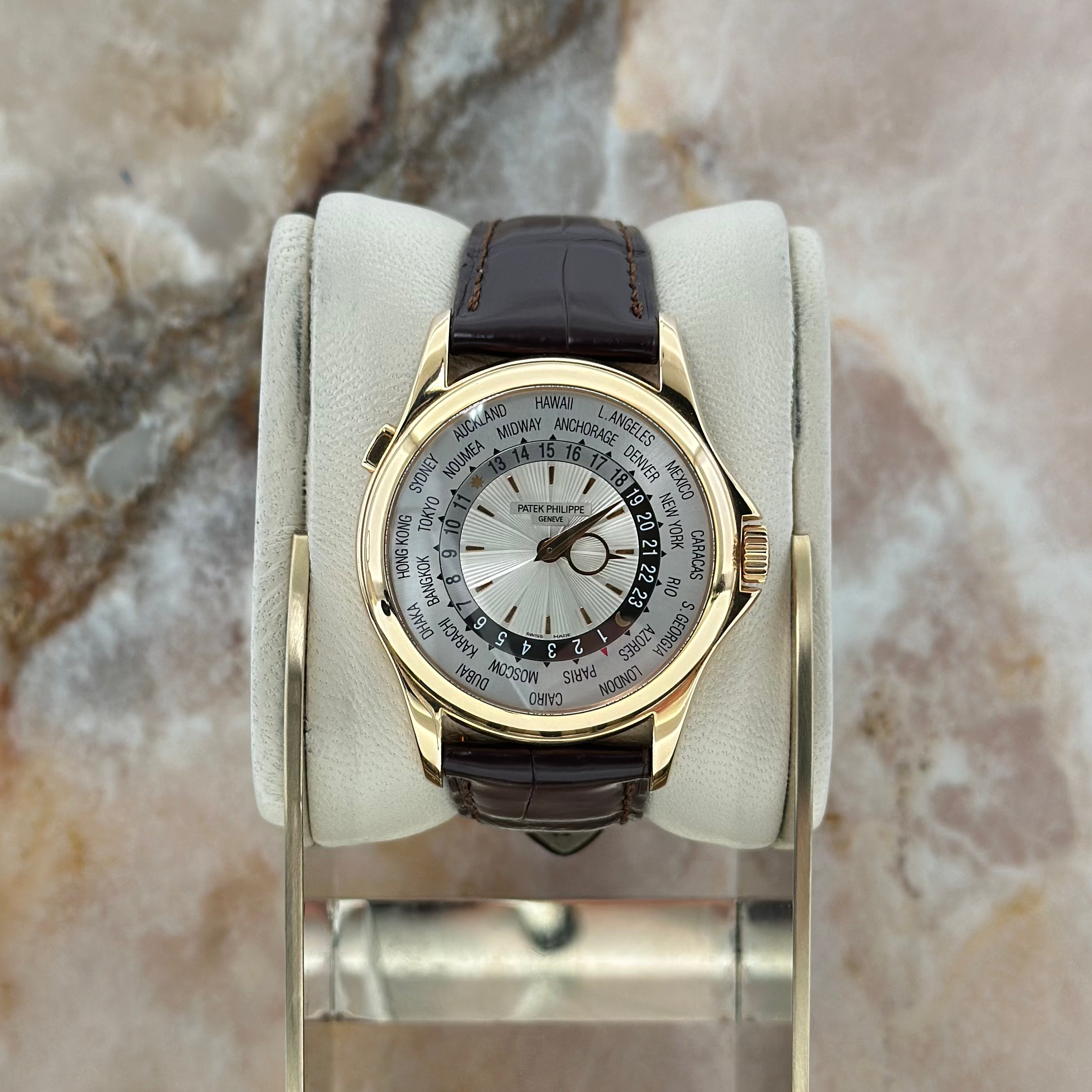 Patek Philippe Hora Mundial 5130R-001 – Nautilus Watches