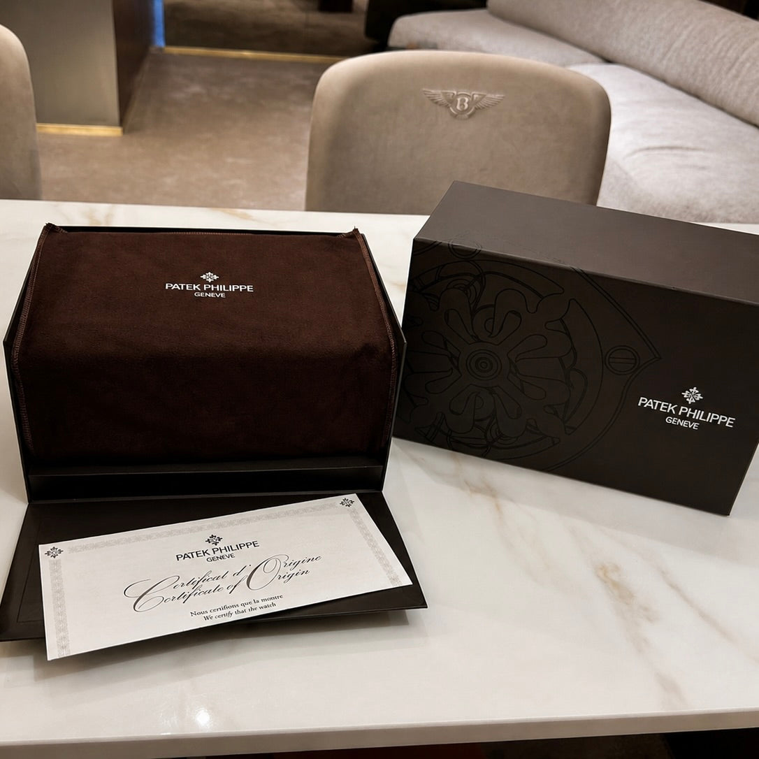 Patek Philippe Nautilus REF. 5990/1A-001