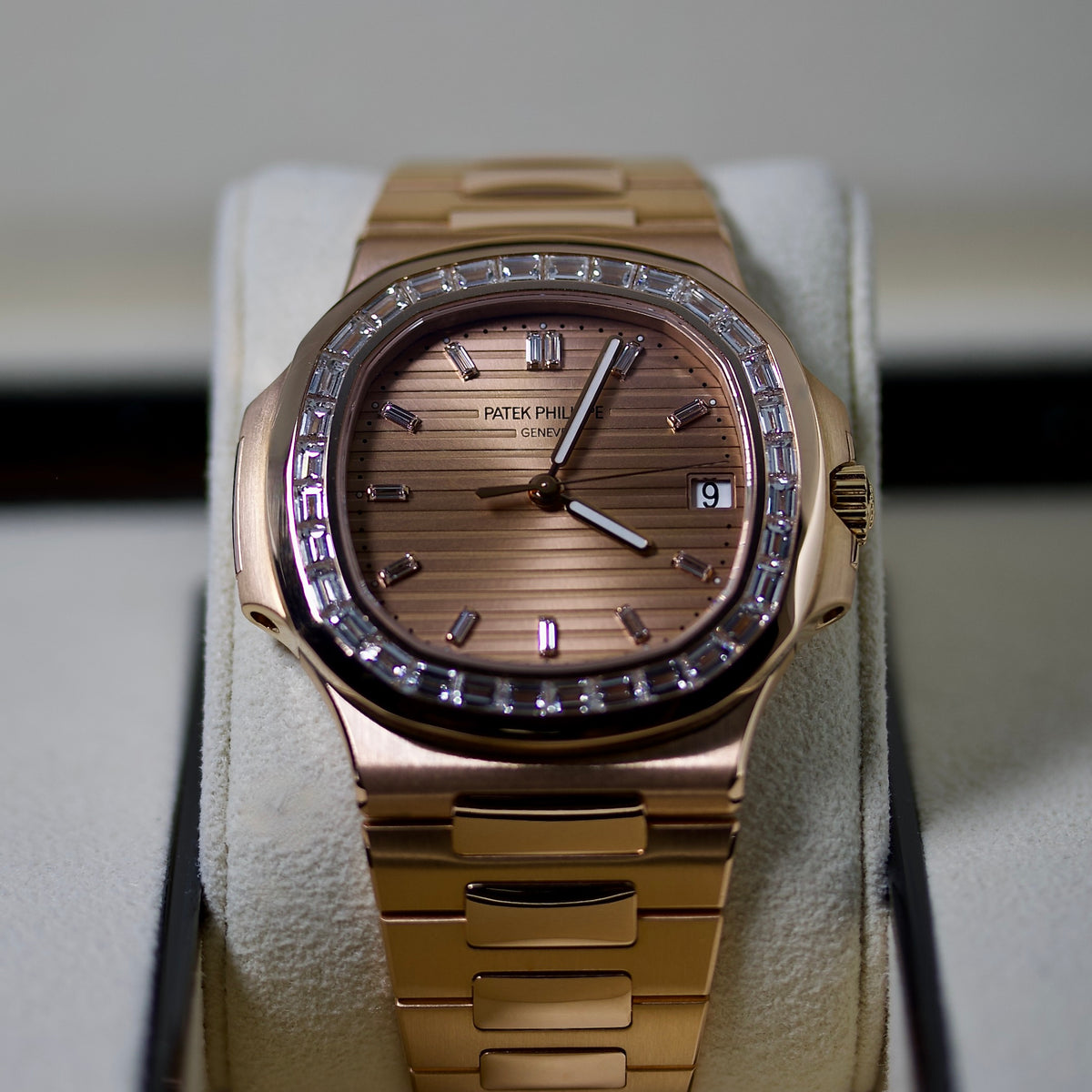 Patek Philippe Nautilus REF. 5723/1R-001