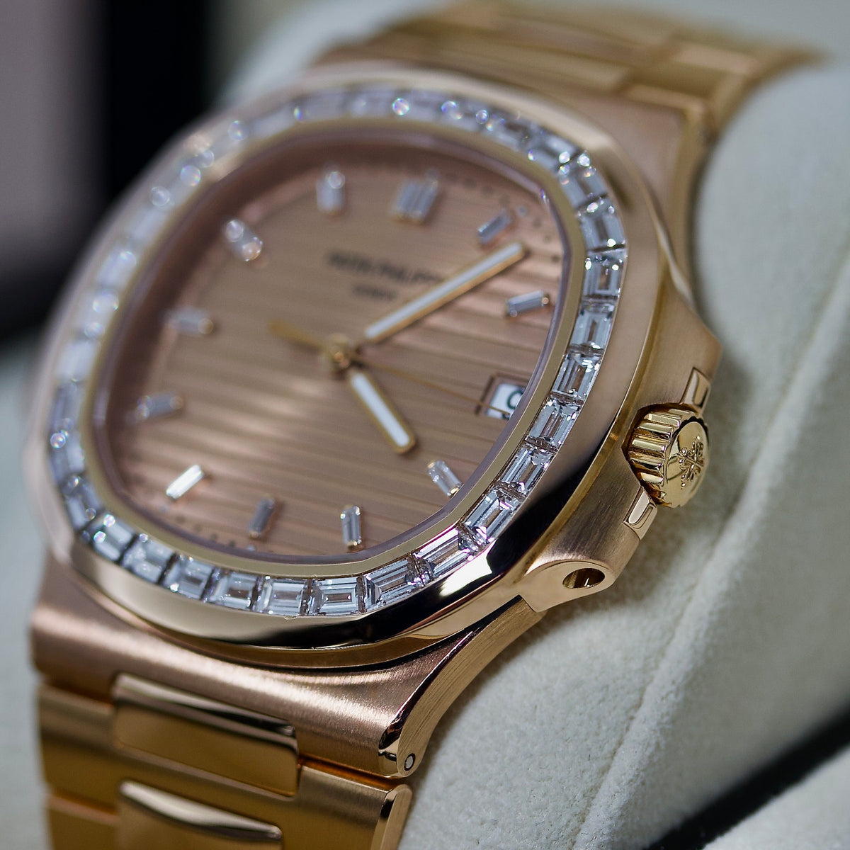 Patek Philippe Nautilus REF. 5723/1R-001