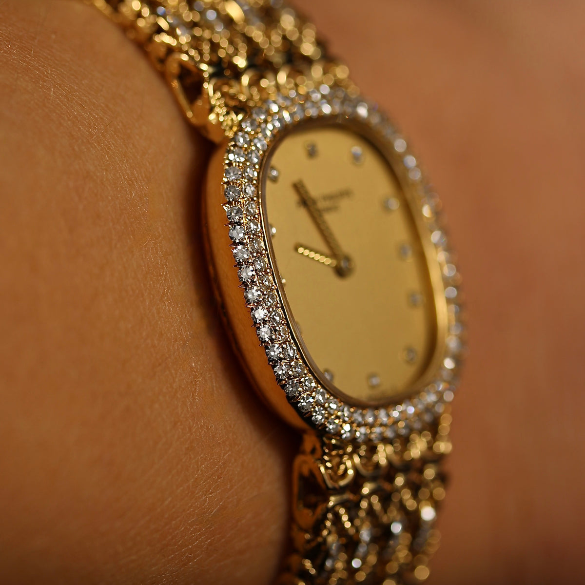 Patek Philippe Golden Ellipse lady REF. 4721/4