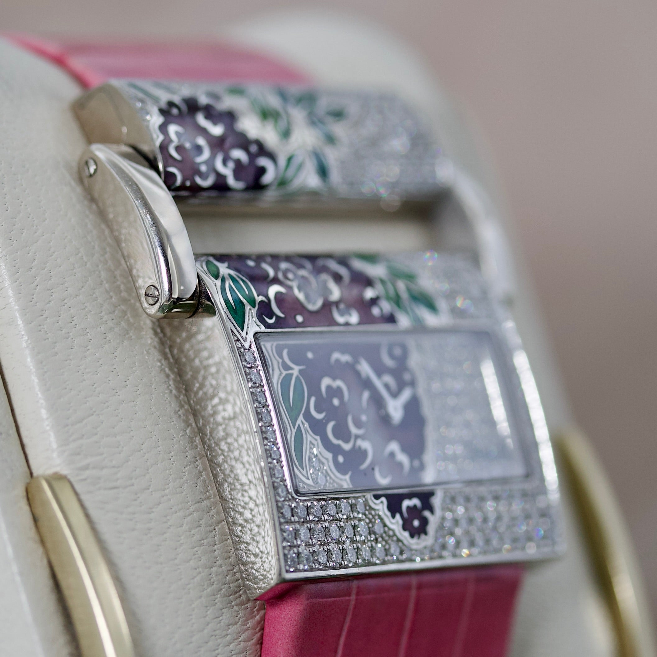 Piaget Protocole Miss Protocole XL REF. P10317 - Extraordinary Dials