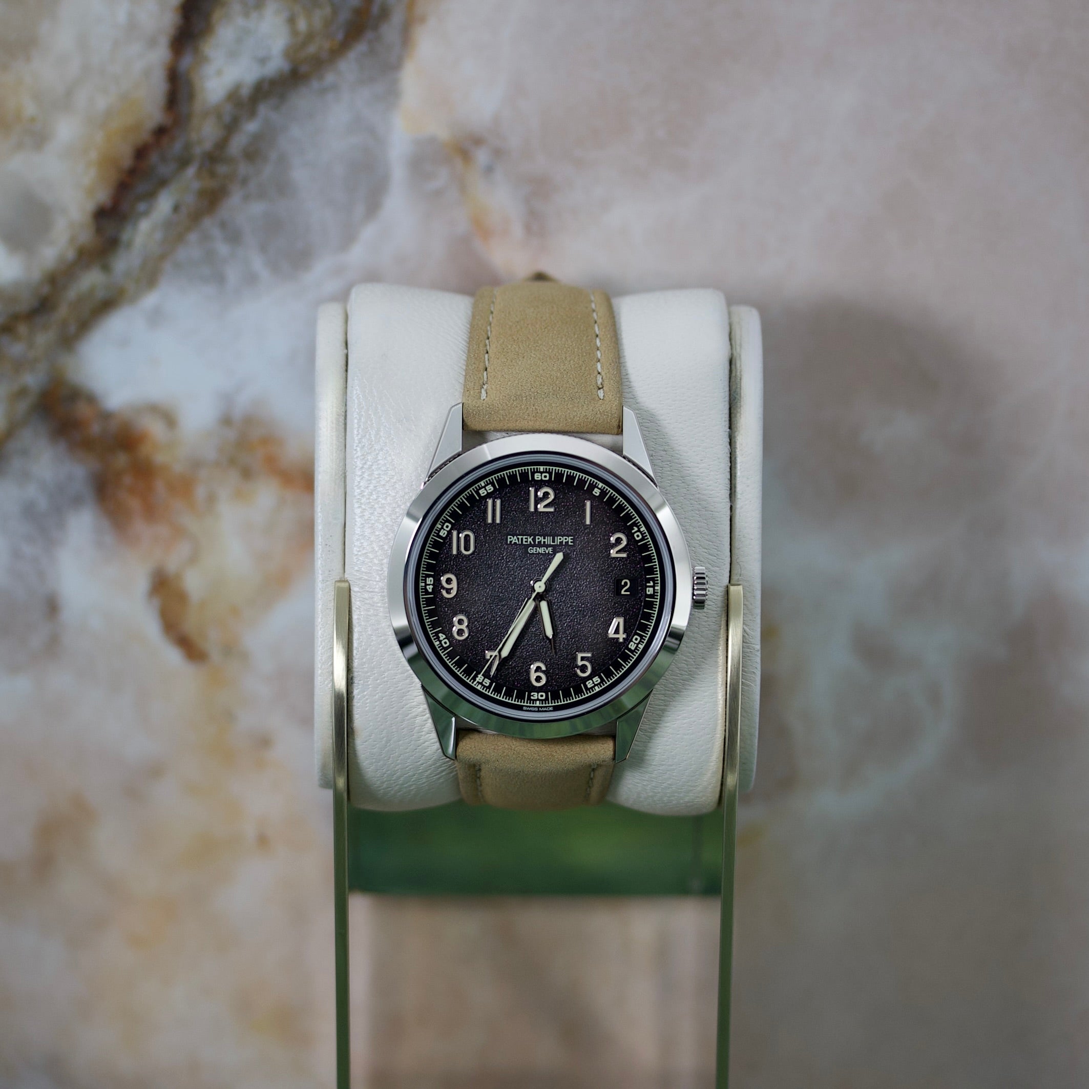 Patek Philippe Calatrava REF. 5226G-001