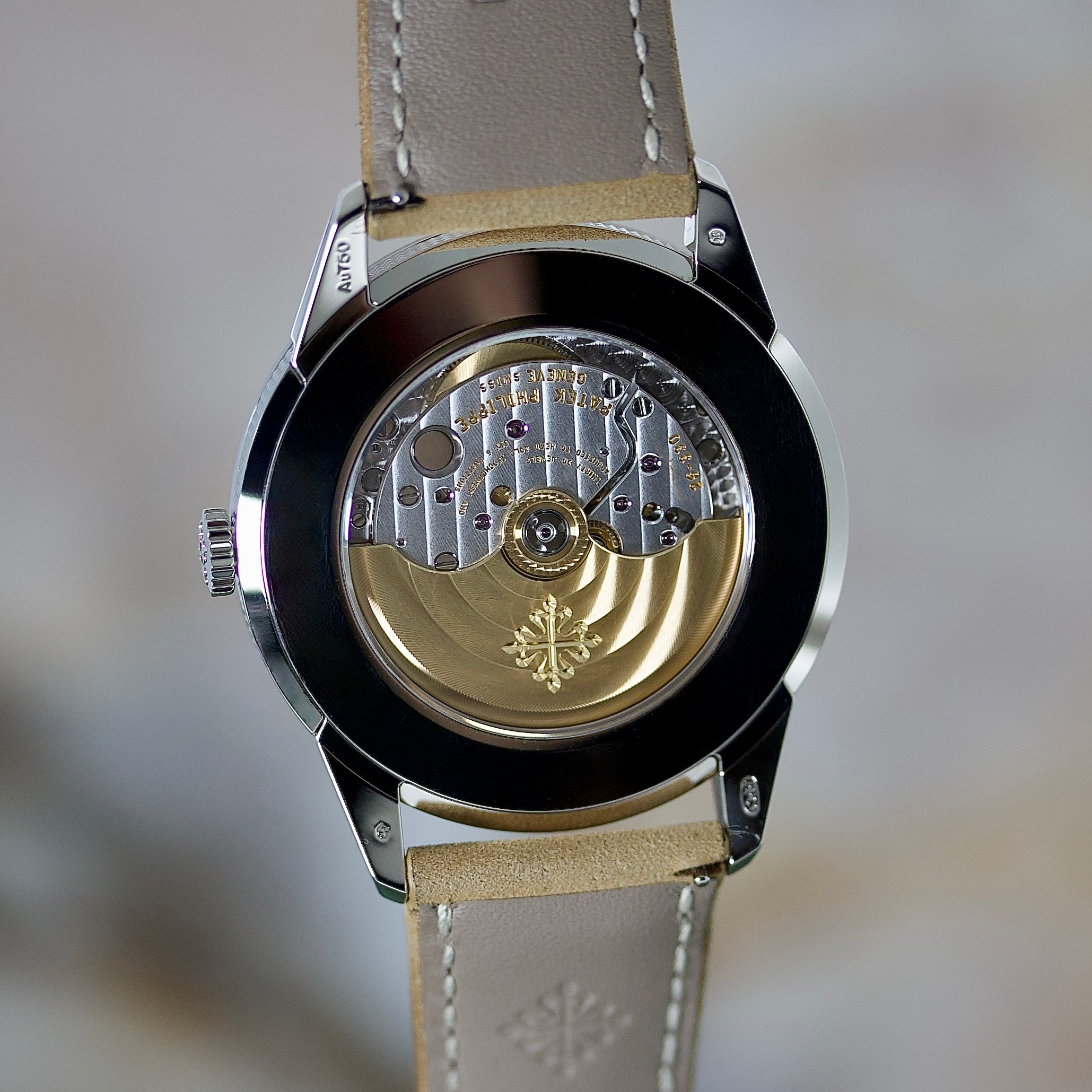 Patek Philippe Calatrava REF. 5226G-001