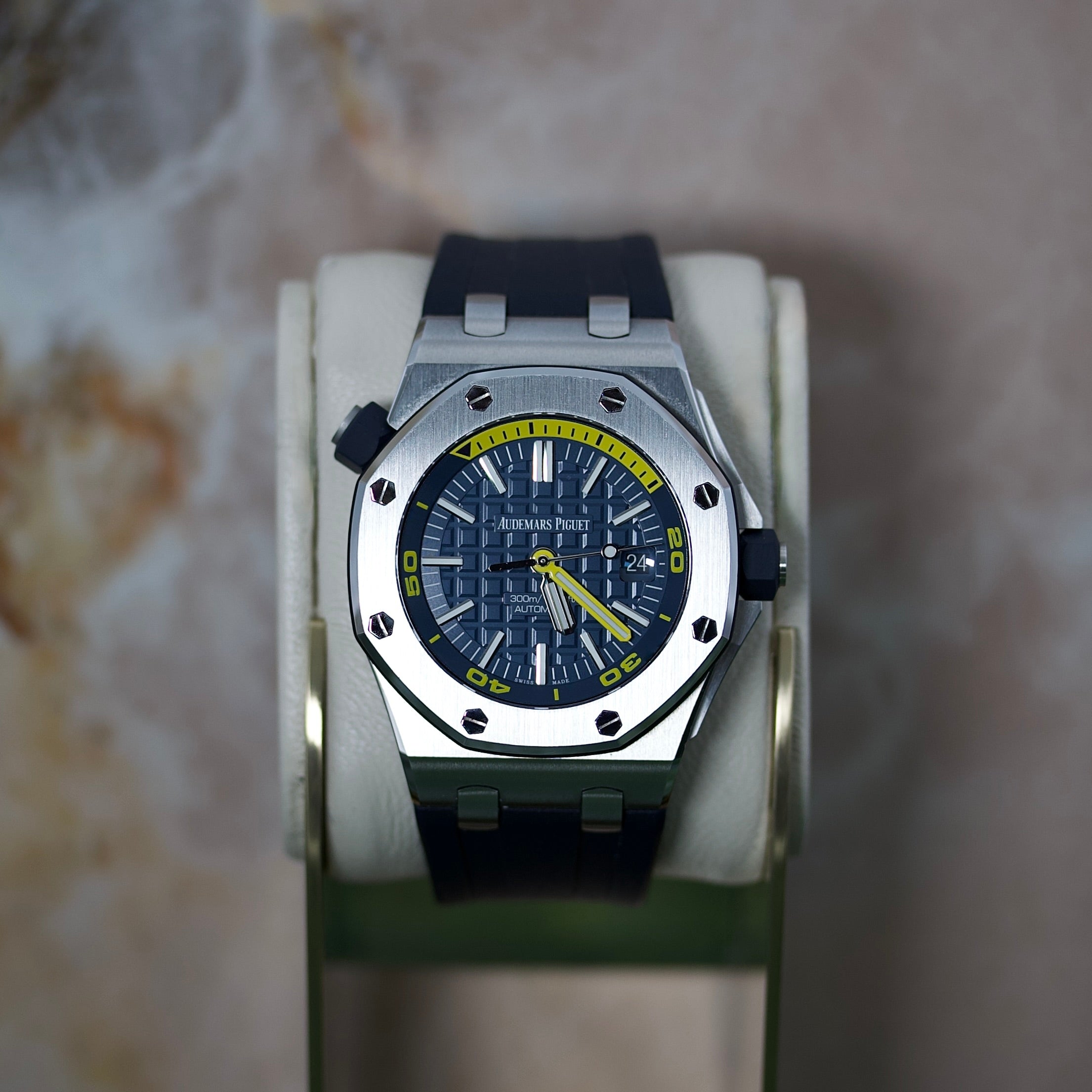 Audemars Piguet Royal Oak Offshore Diver REF. 15710ST.OO.A027CA.01