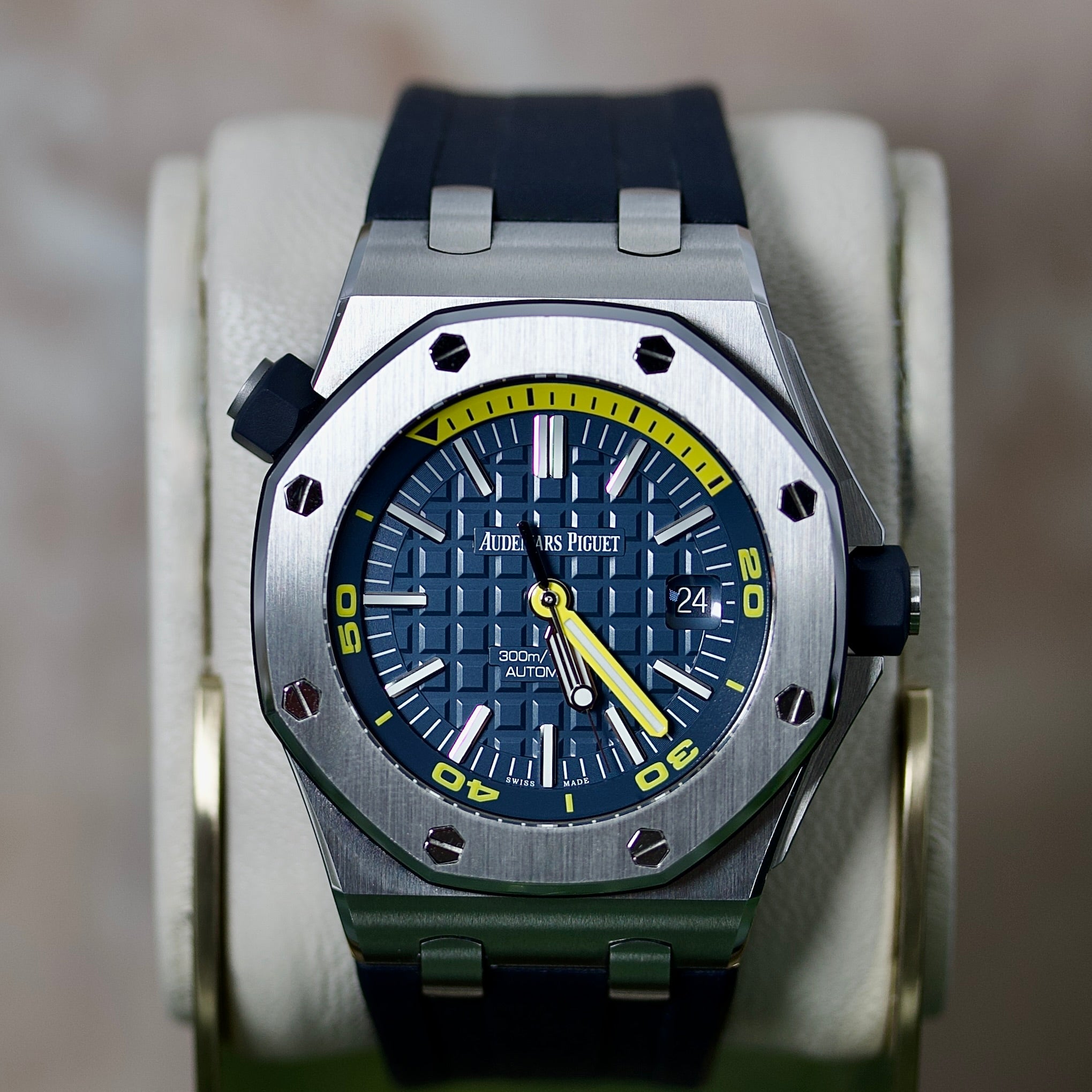 Audemars Piguet Royal Oak Offshore Diver REF. 15710ST.OO.A027CA.01