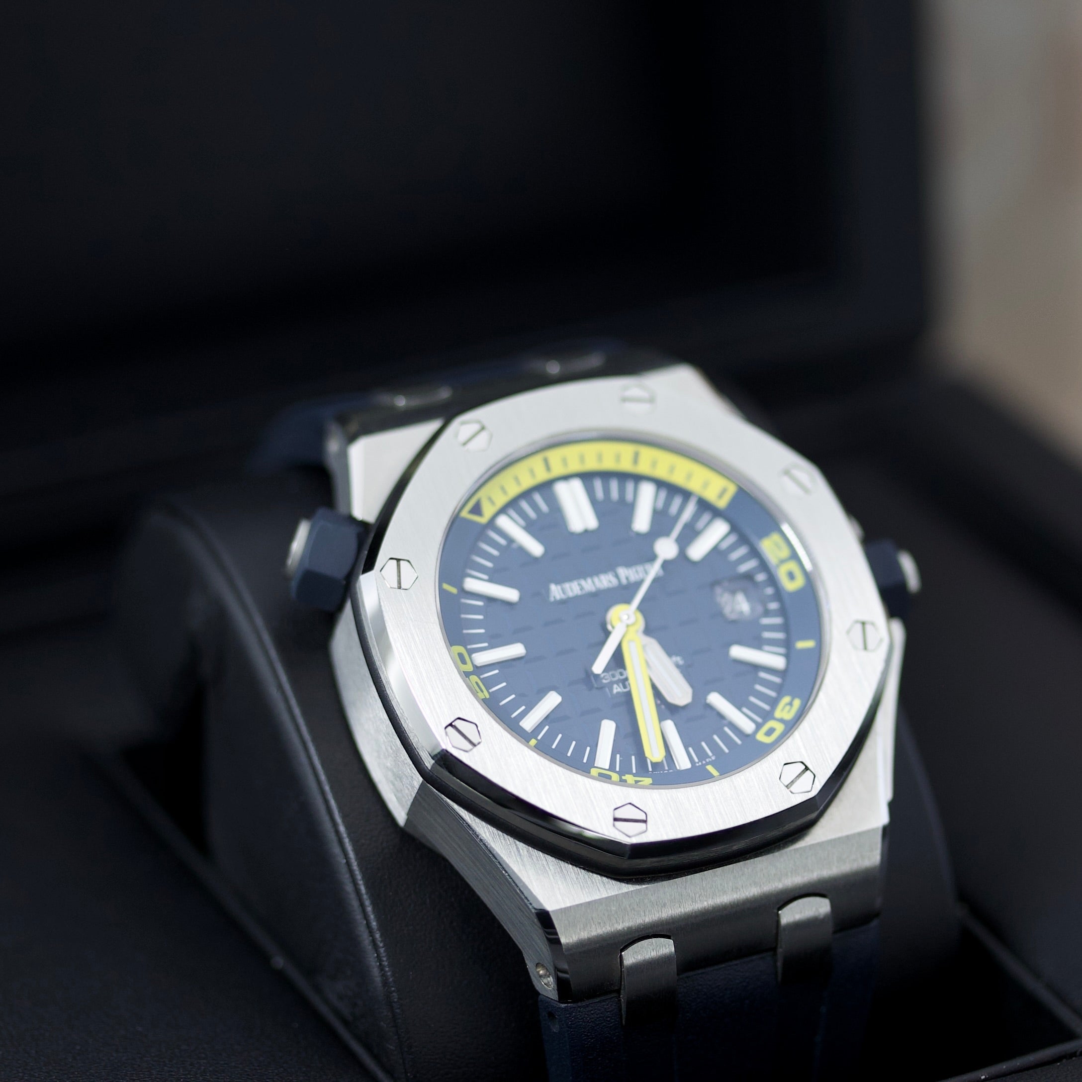 Audemars Piguet Royal Oak Offshore Diver REF. 15710ST.OO.A027CA.01