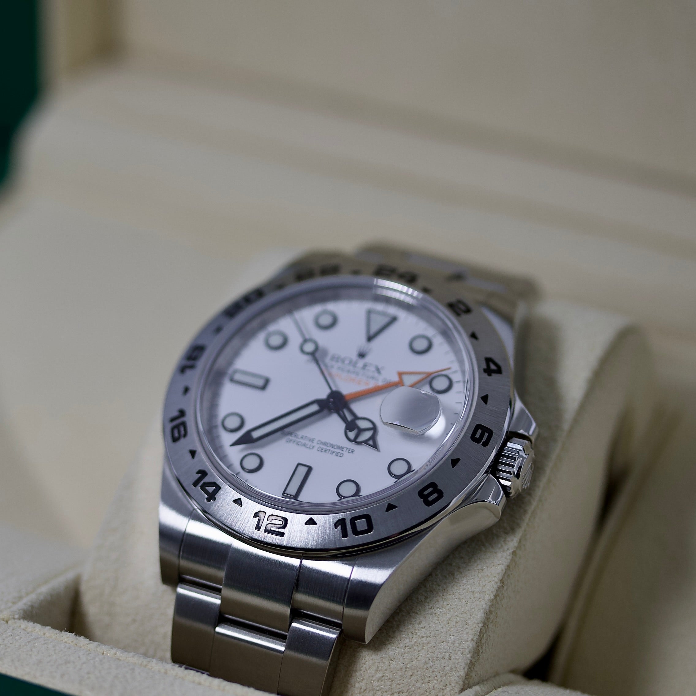 Rolex Explorer II REF. 216570 "Polar" S. G5