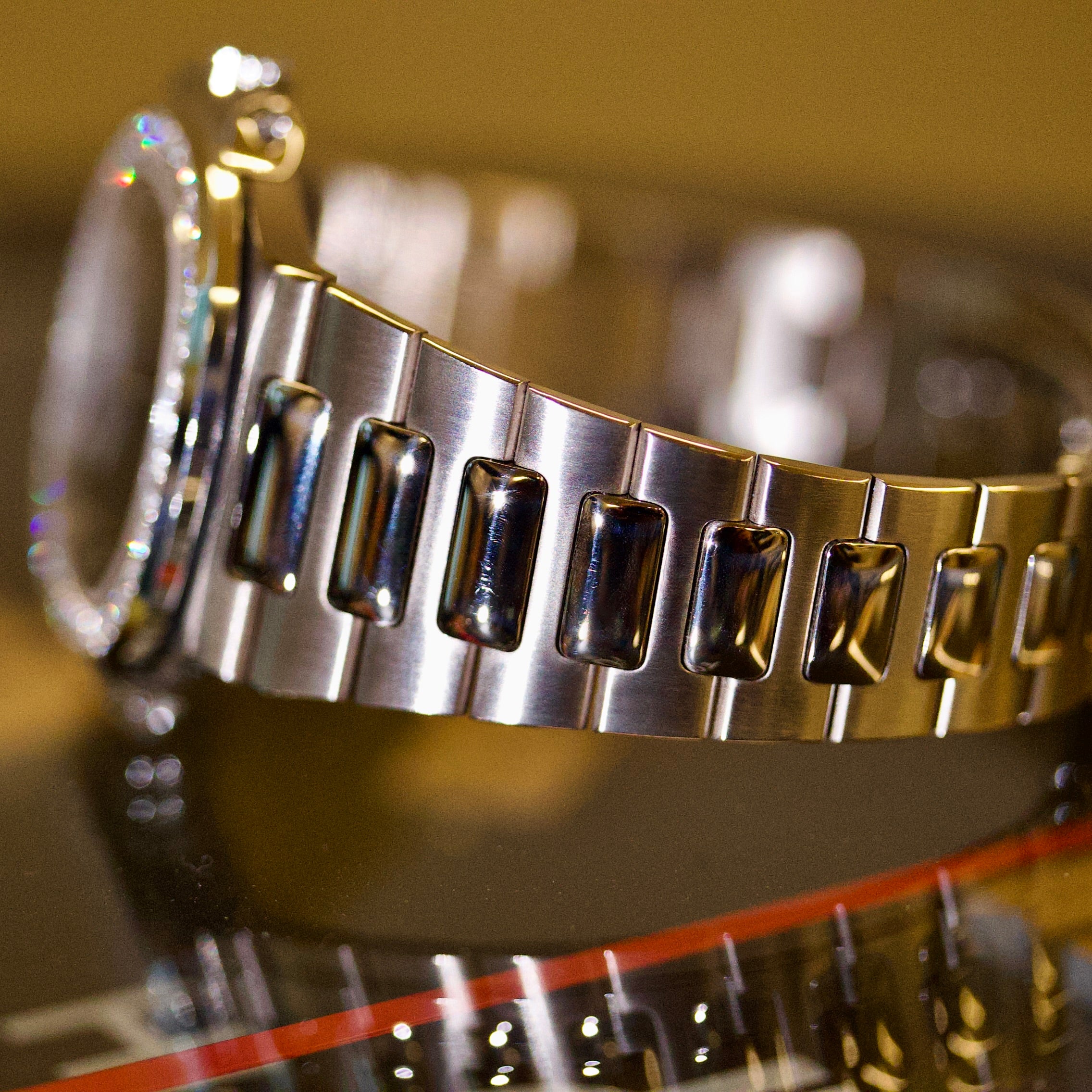Nautilus Platinum Original Diamonds REF. 3800/3P