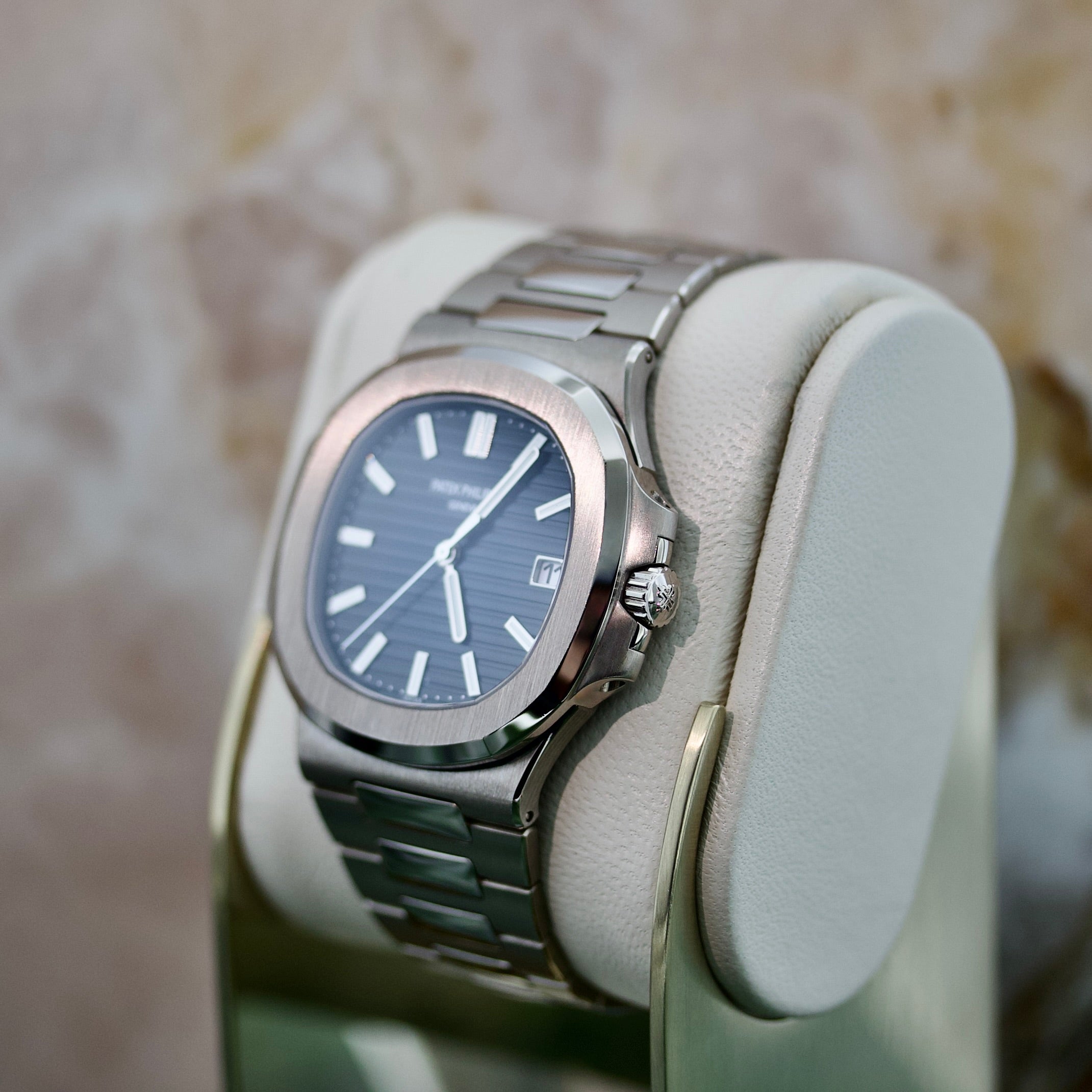 Nautilus REF. 5811/1G-001