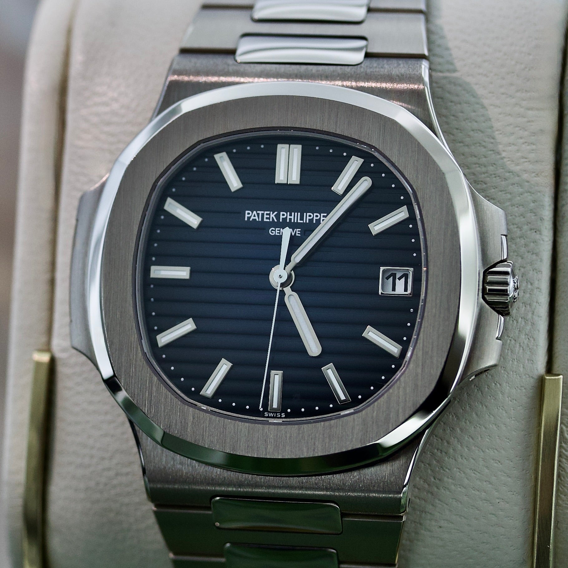 Nautilus REF. 5811/1G-001