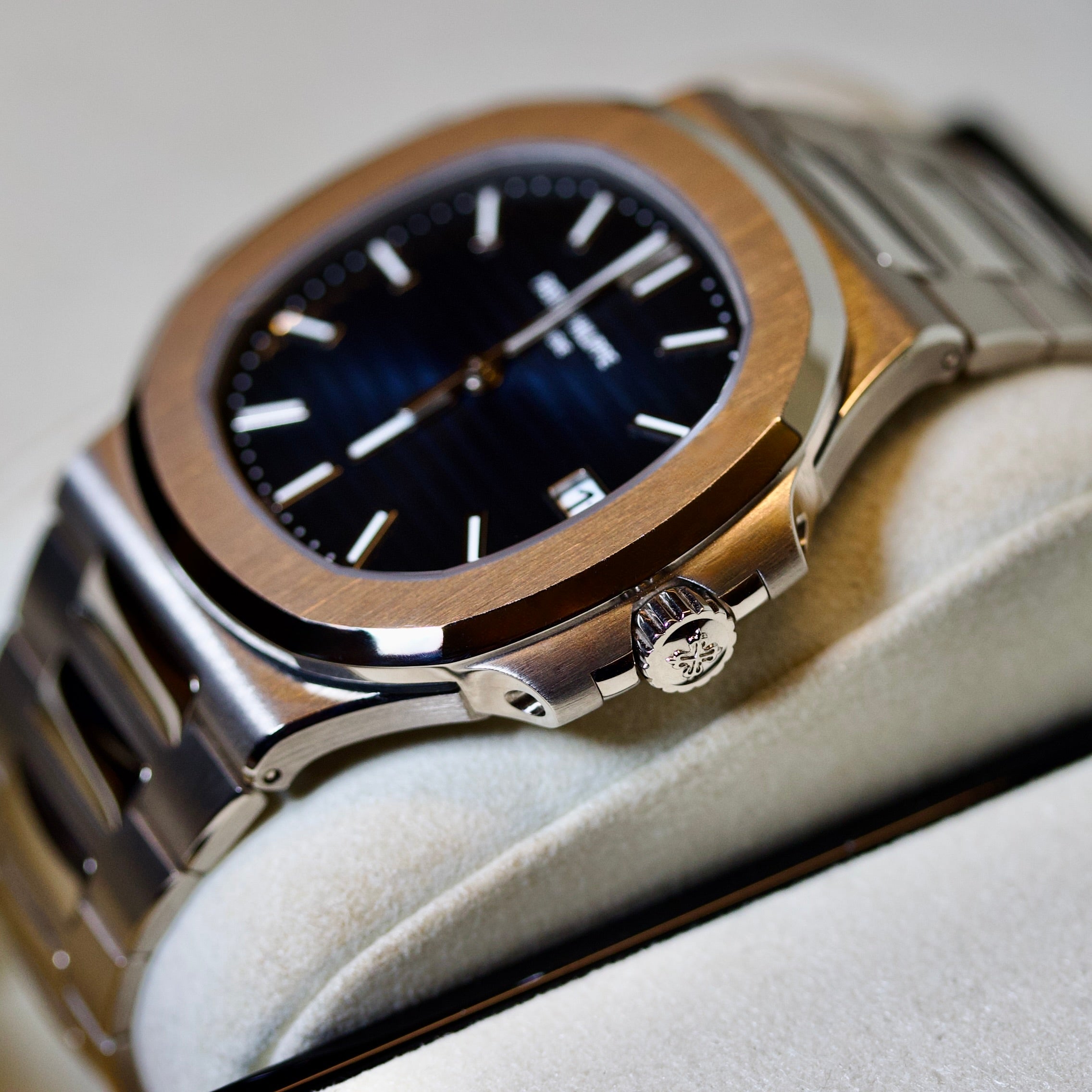 Nautilus REF. 5811/1G-001