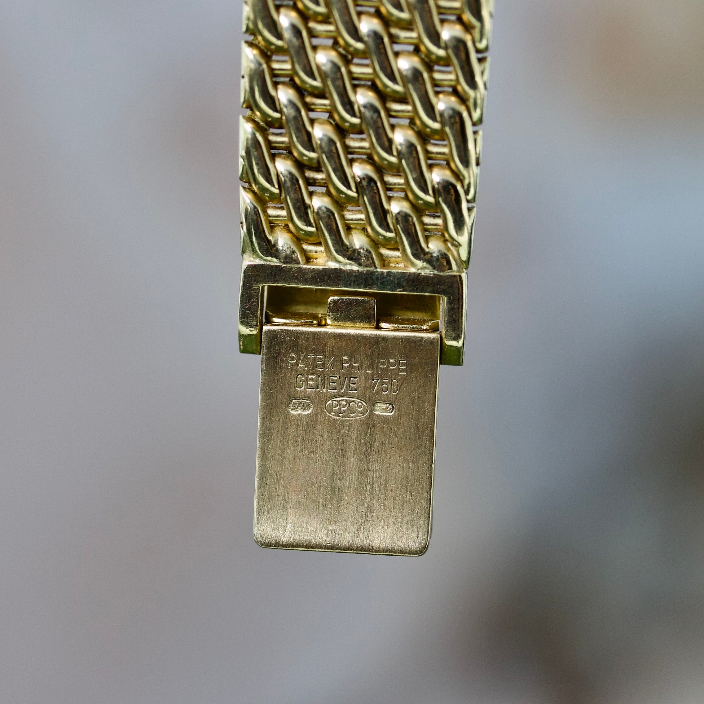 Patek Philippe Golden Ellipse REF. 3848/17 ESTRATTO DI ARCHIVIO