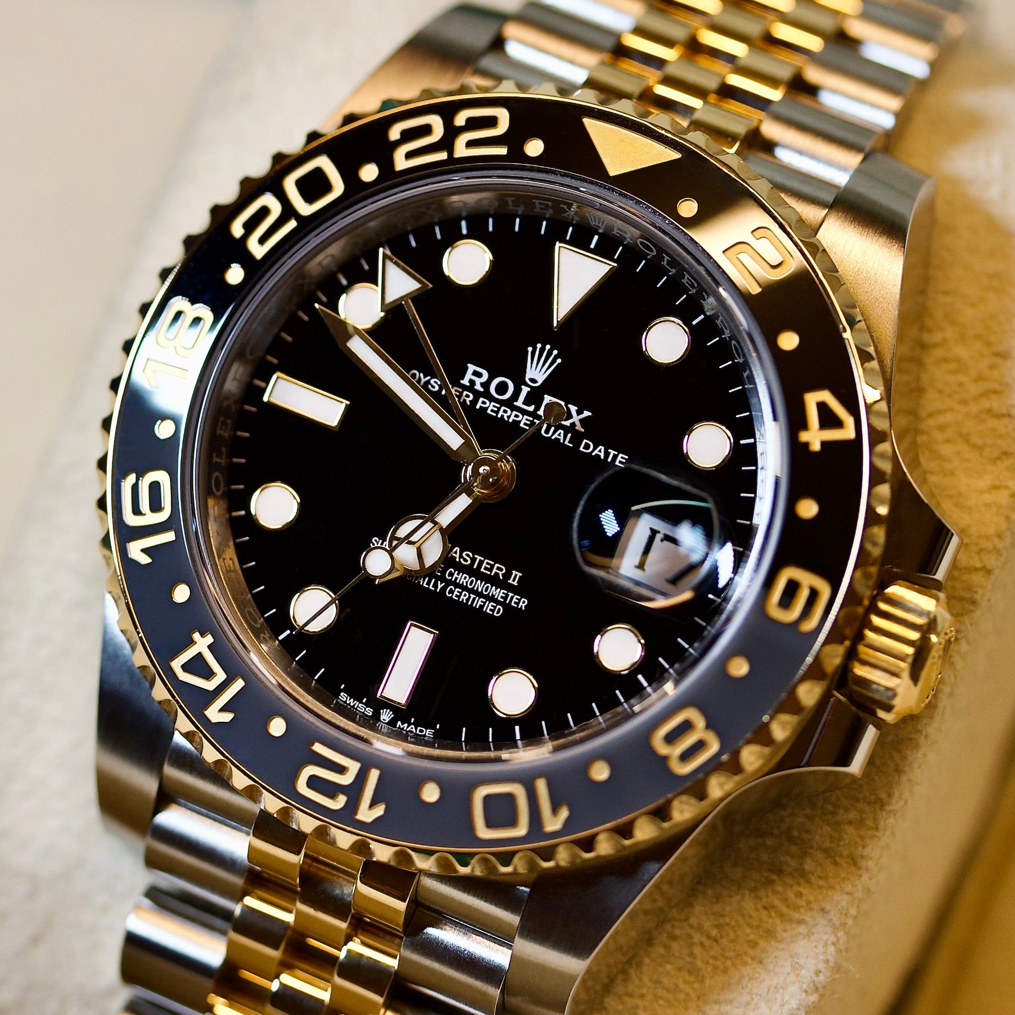 Rolex GMT-Master II REF. 126713GRNR