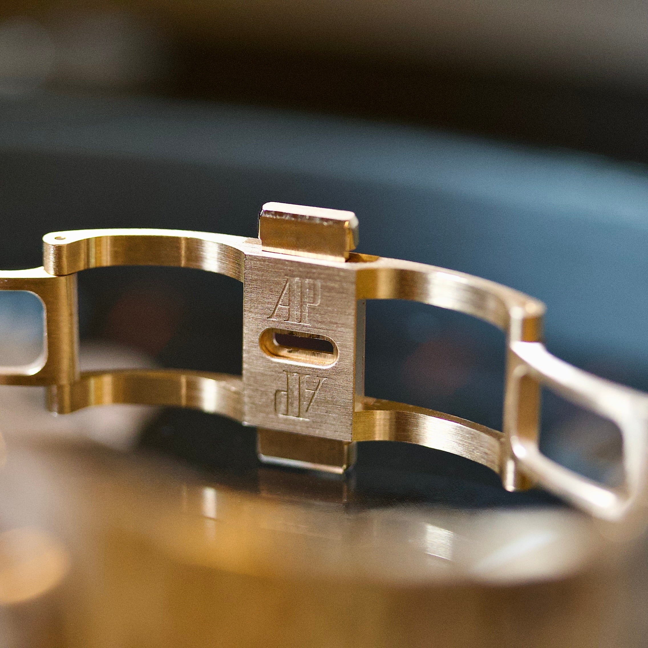 Audemars Piguet Royal Oak Lady REF. 67650OR.OO.1261OR.01