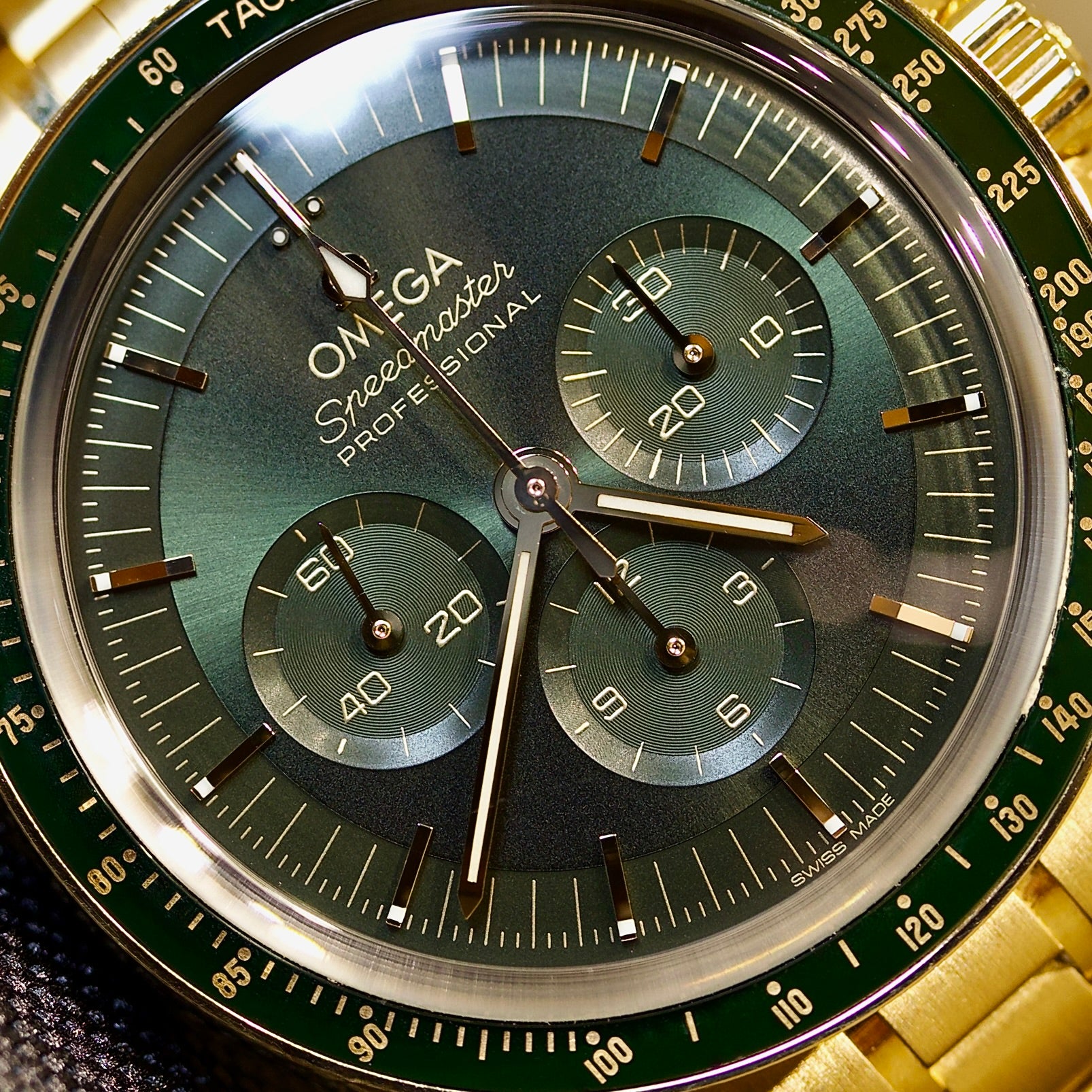 Omega Speedmaster Professional Moonwatch REF. 310.60.42.50.10.001
