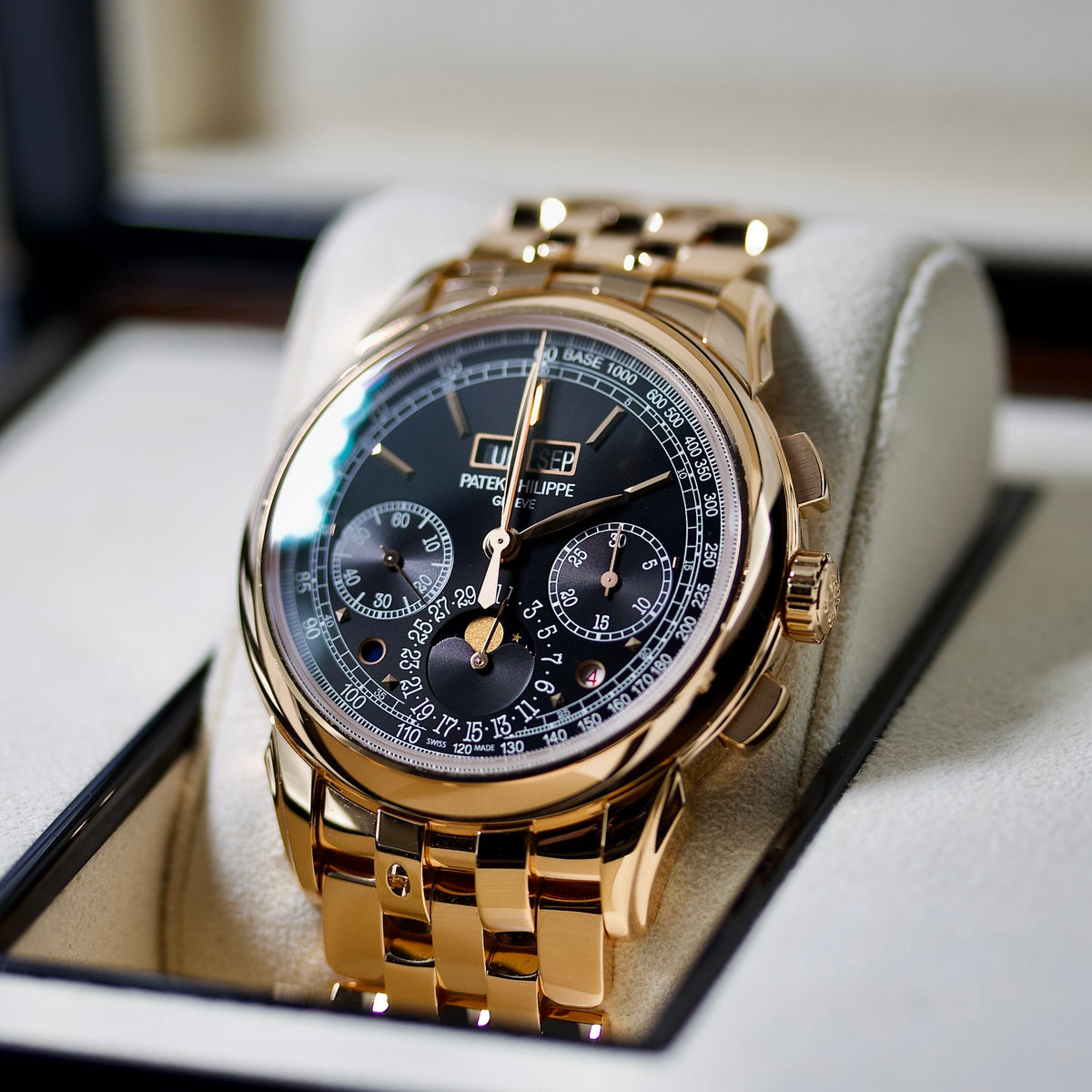 Patek Philippe Perpetual Calendar REF. 5270/1R-001