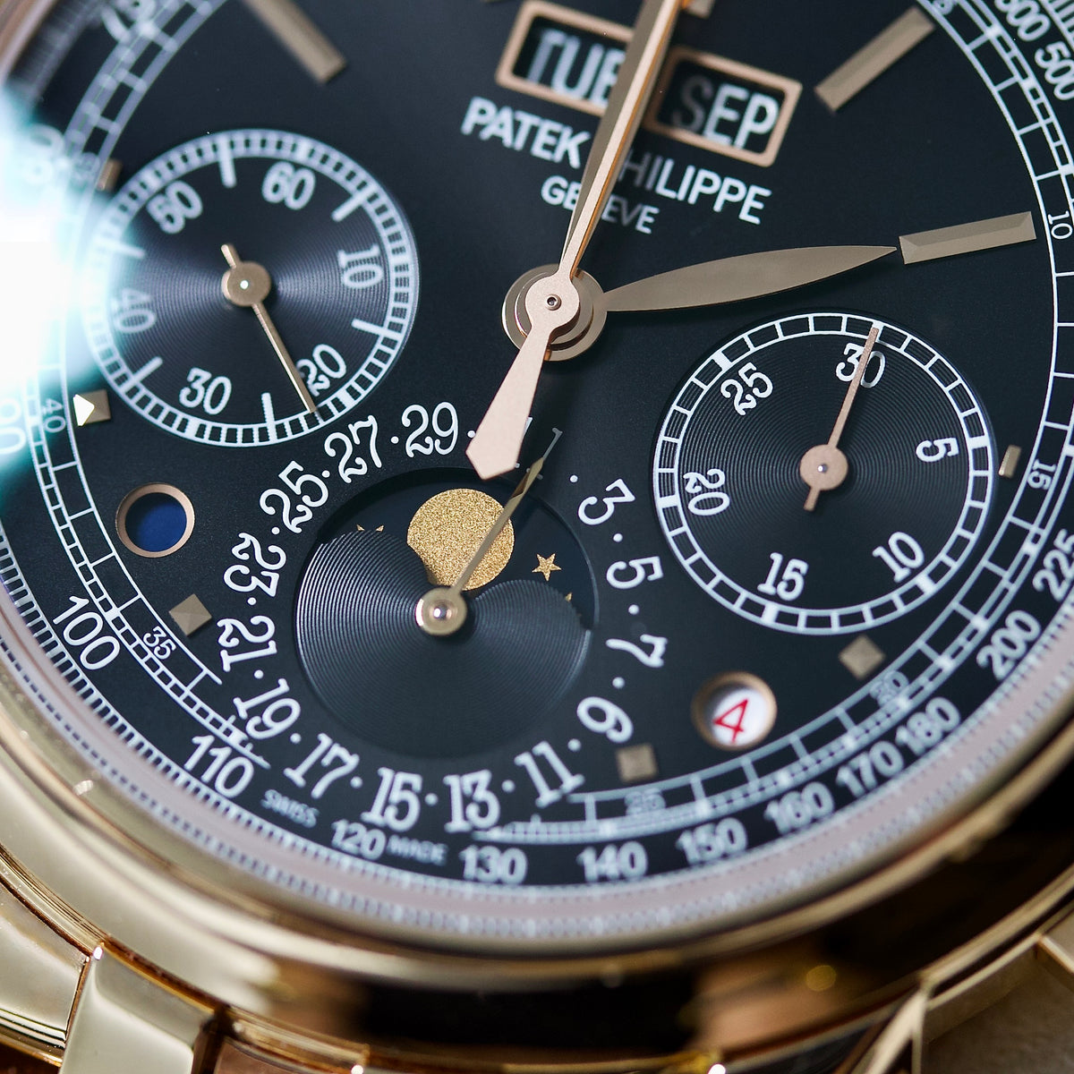 Patek Philippe Perpetual Calendar REF. 5270/1R-001