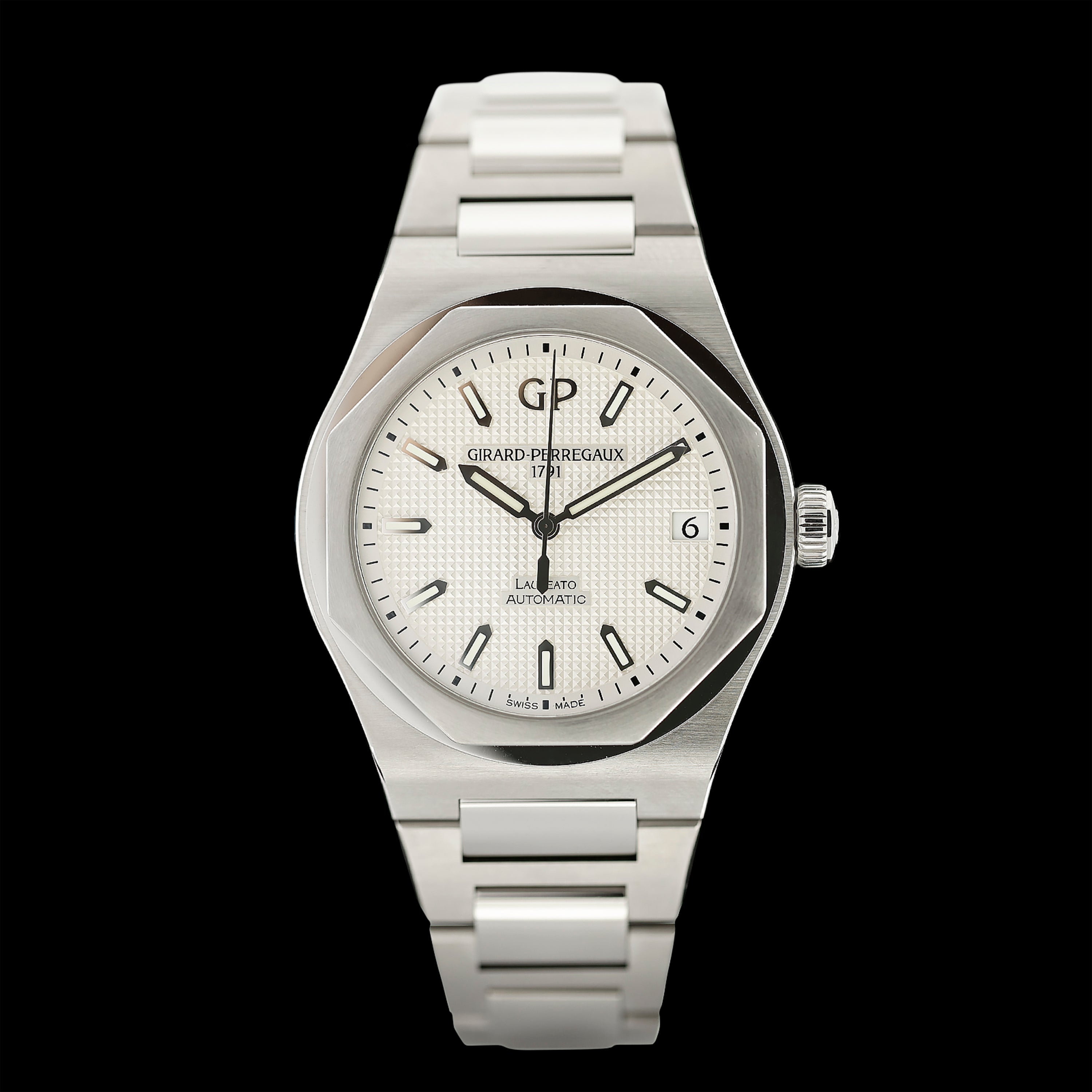 Girard Perregaux Laureato REF. 81010-11-131-11A