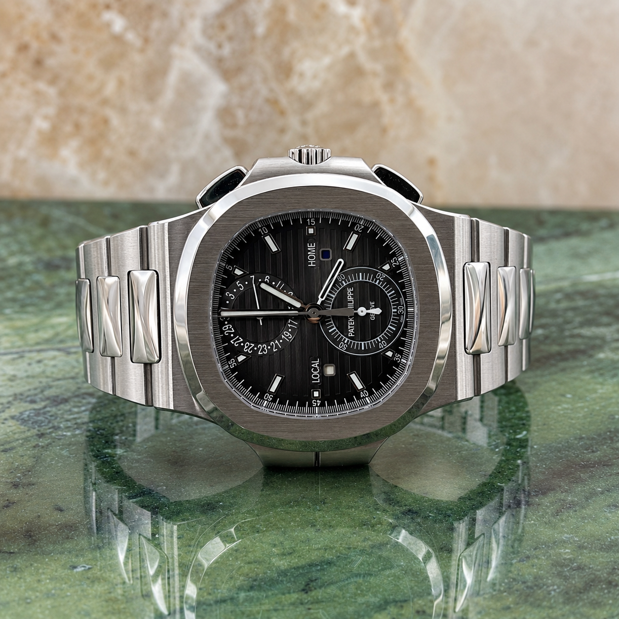 Patek Philippe Nautilus REF. 5990/1A-001