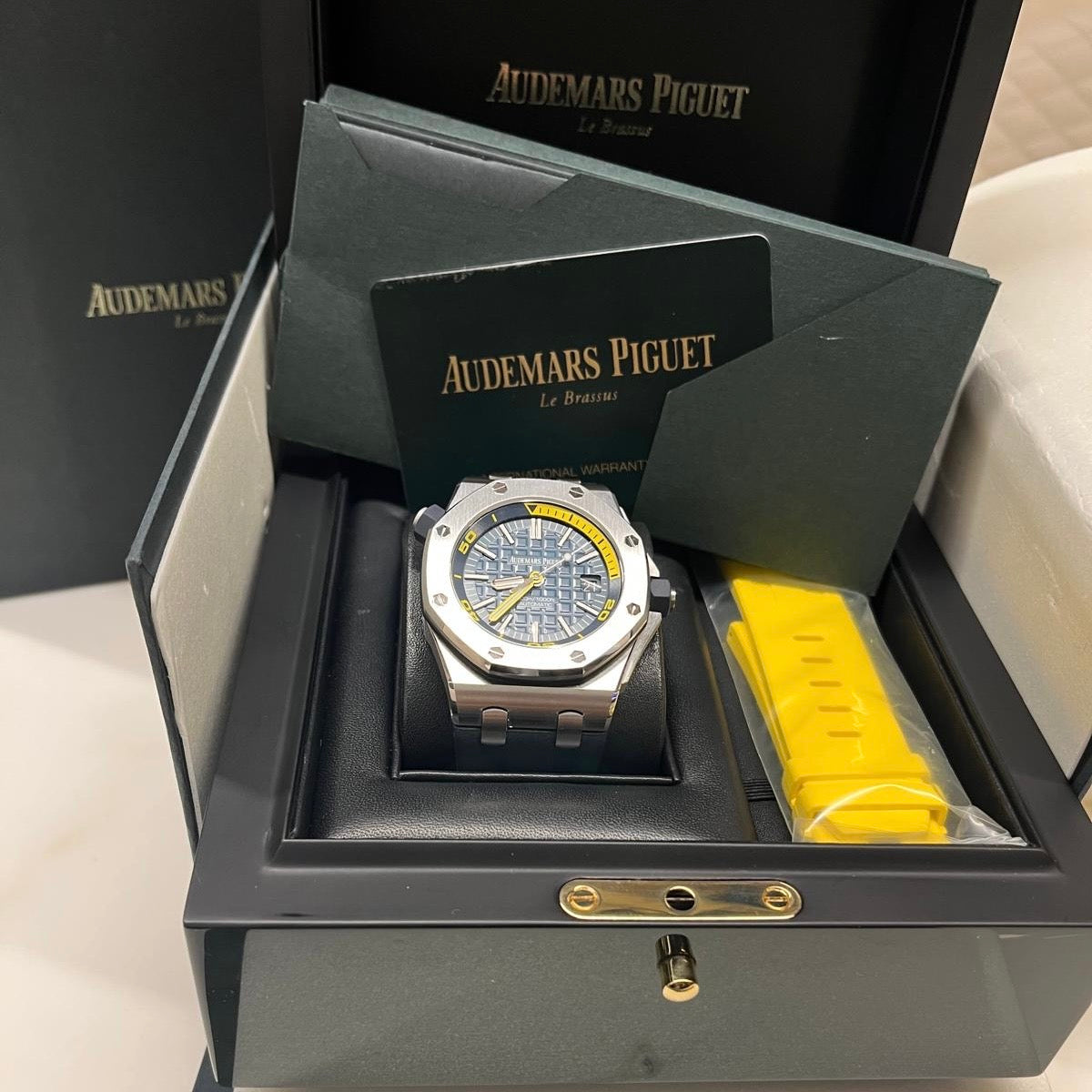 Audemars Piguet Royal Oak Offshore Diver REF. 15710ST.OO.A027CA.01