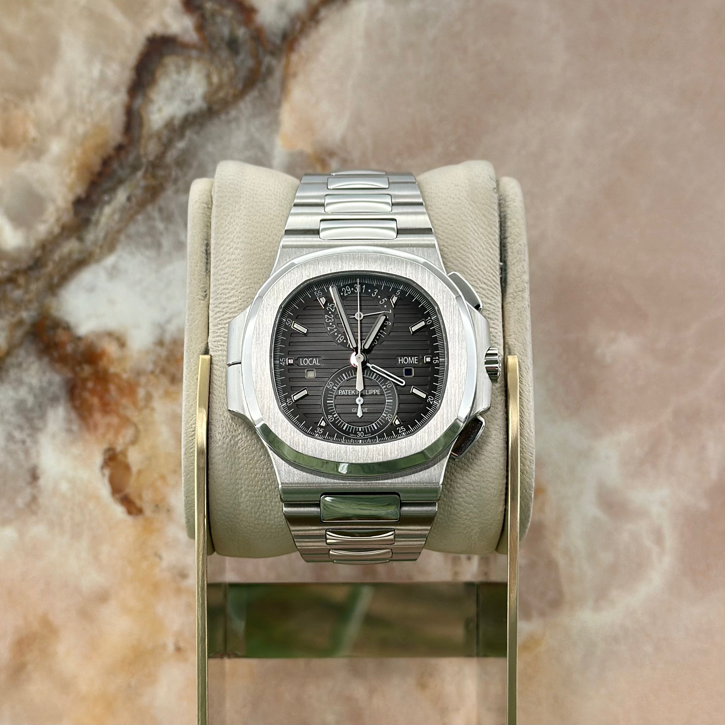 Patek Philippe Nautilus REF. 5990/1A-001