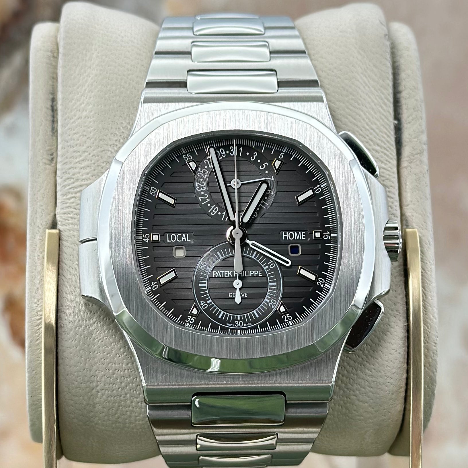 Patek Philippe Nautilus REF. 5990/1A-001