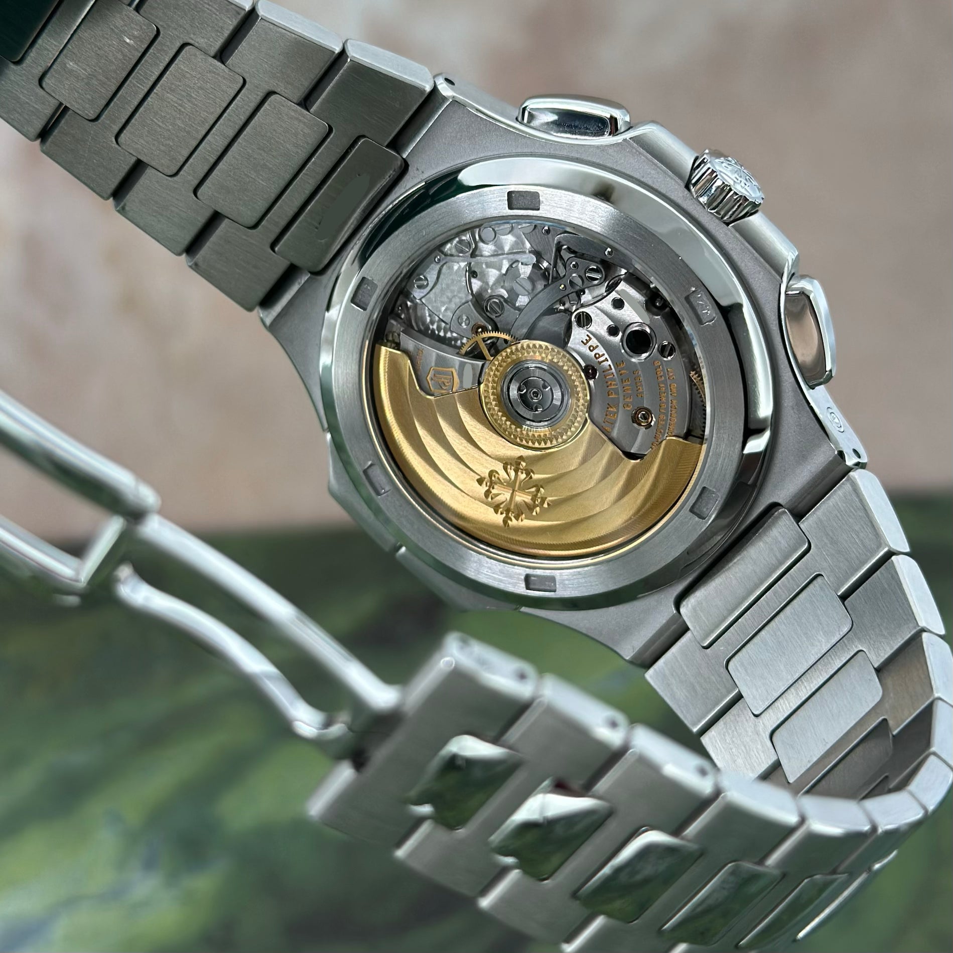 Patek Philippe Nautilus REF. 5990/1A-001