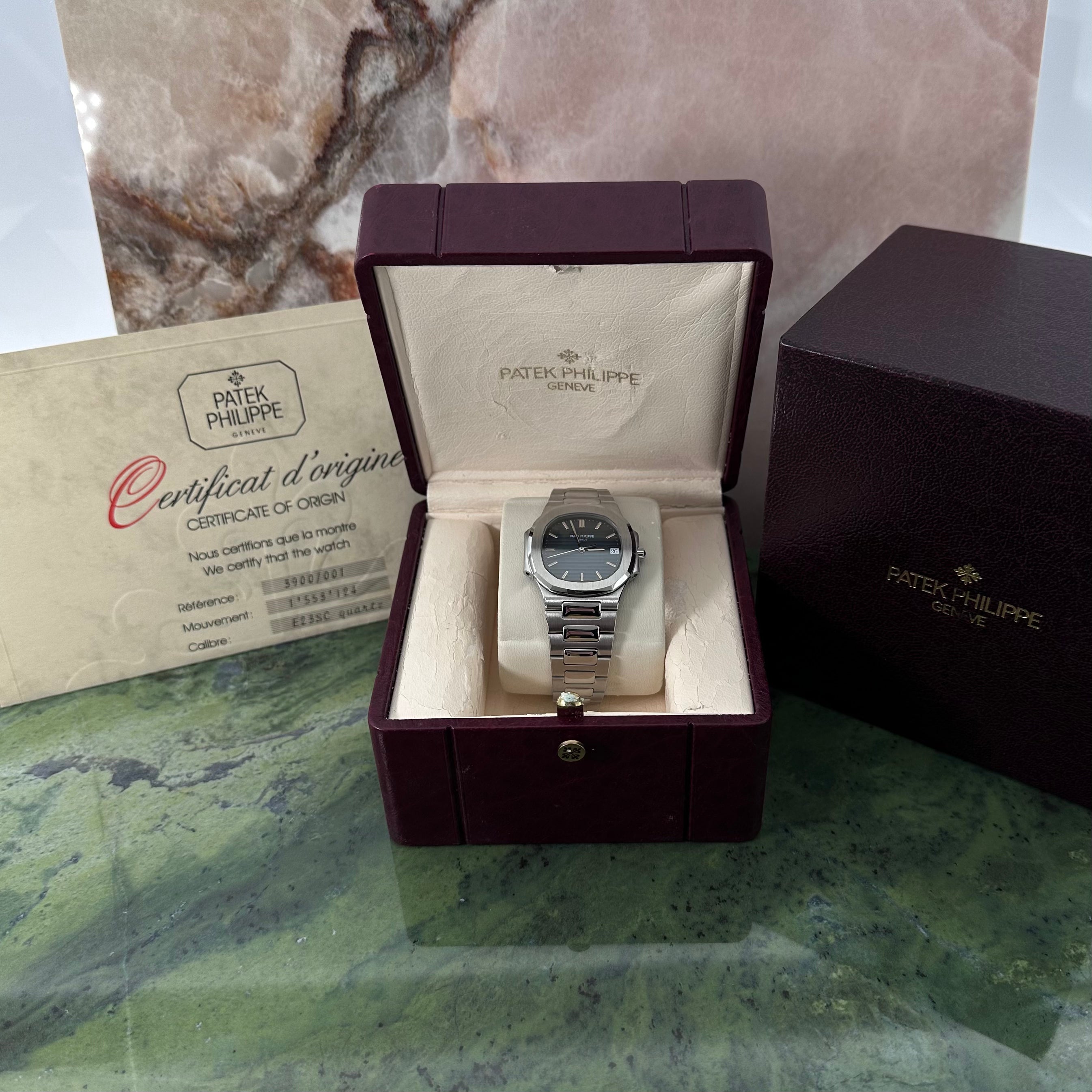 Patek Philippe Nautilus REF. 3900/001