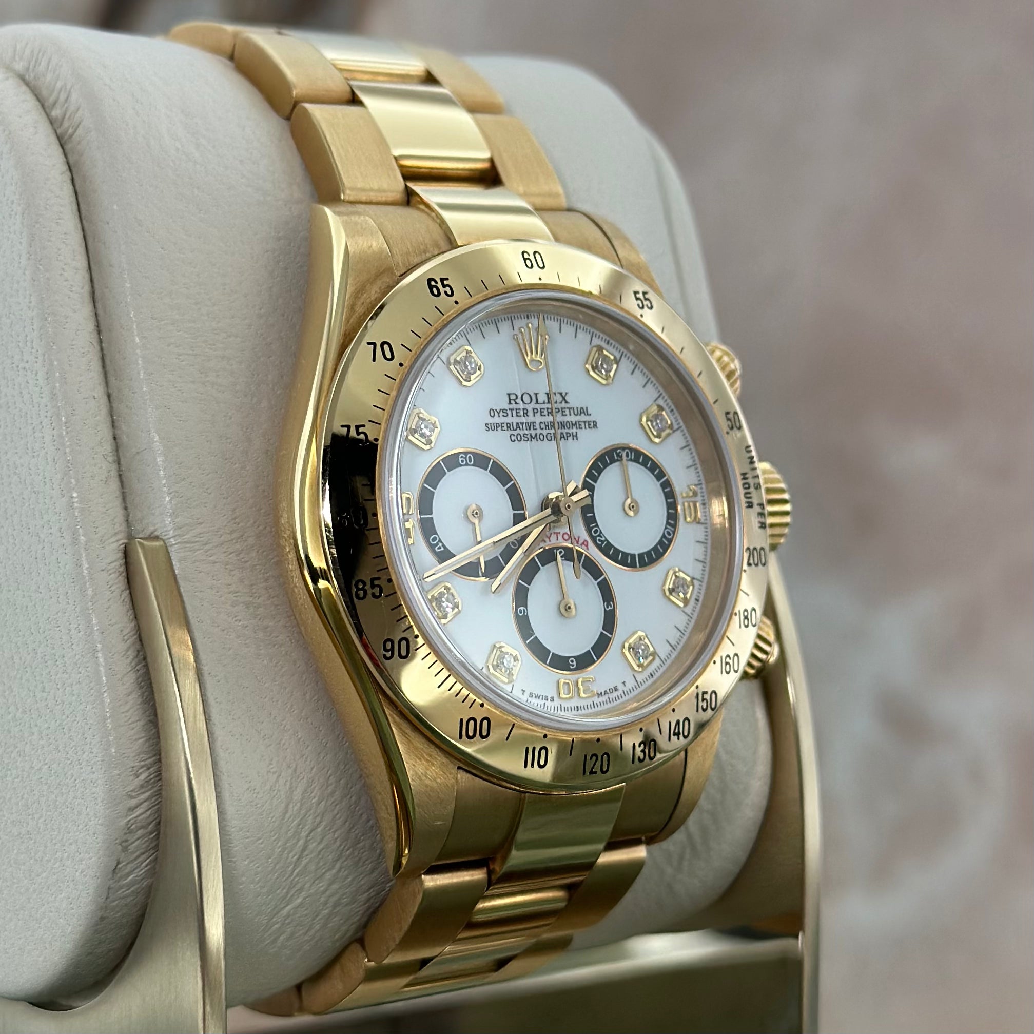 Esfera de porcelana Daytona con índices de diamantes REF. 16528