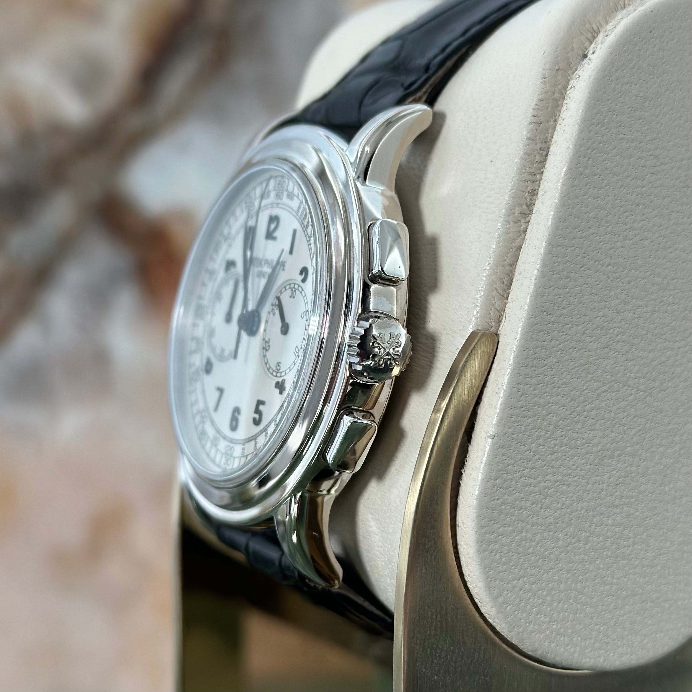 Patek Philippe Chronograph REF. 5070G-001