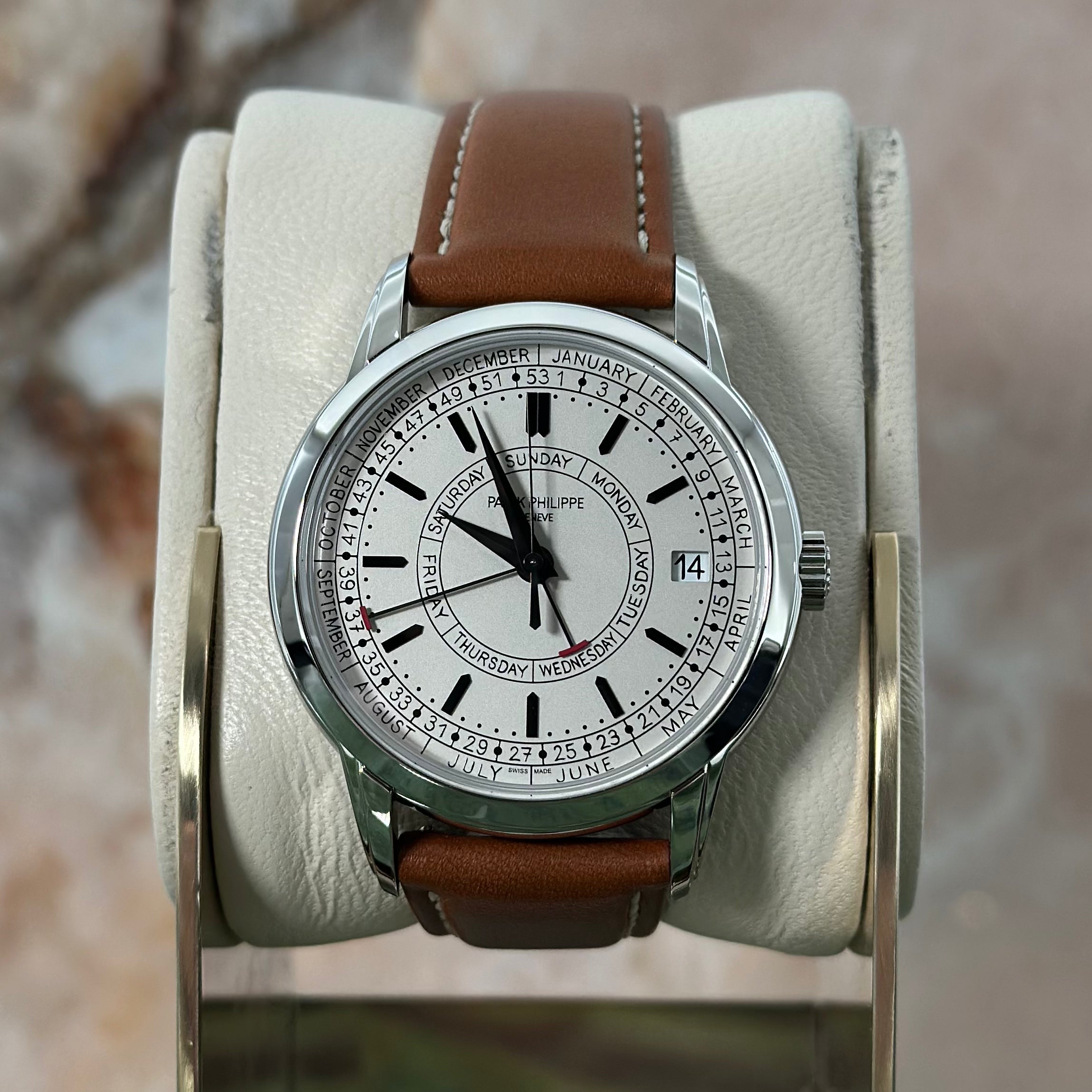 Patek Philippe Calatrava Weekly Calendar REF. 5212A-001