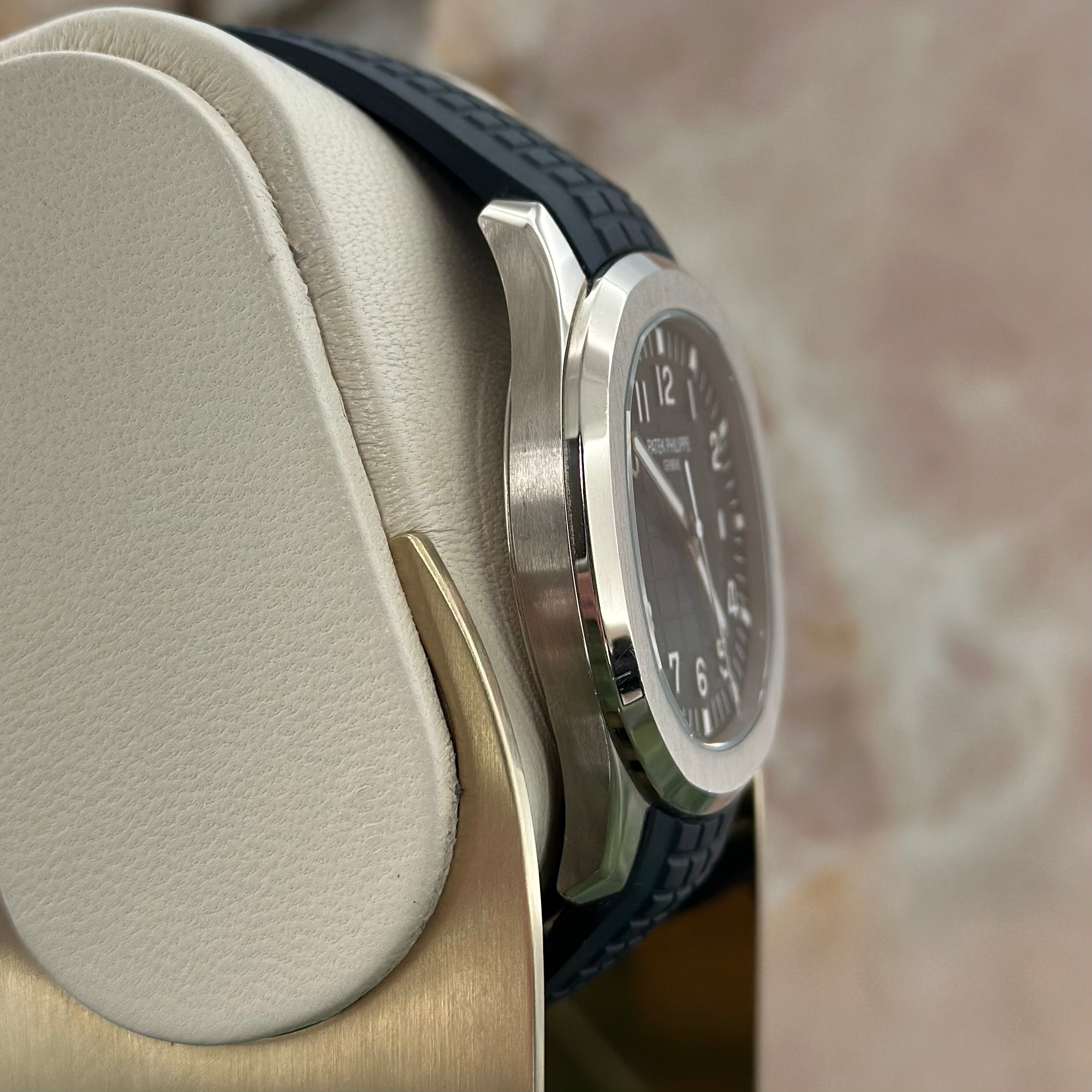 Patek Philippe Aquanaut REF. 5160G-001