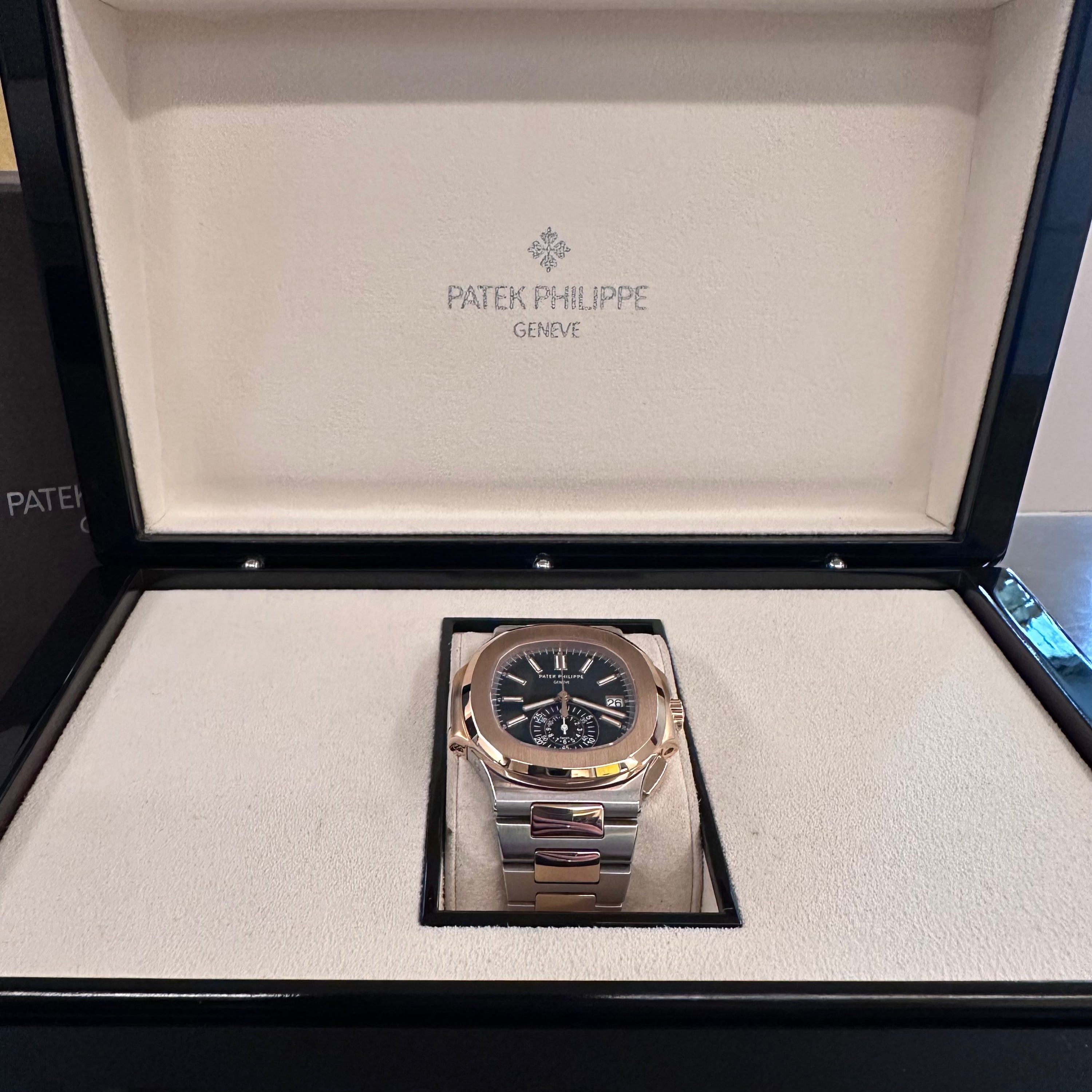 Nautilus REF. 5980/1AR-001