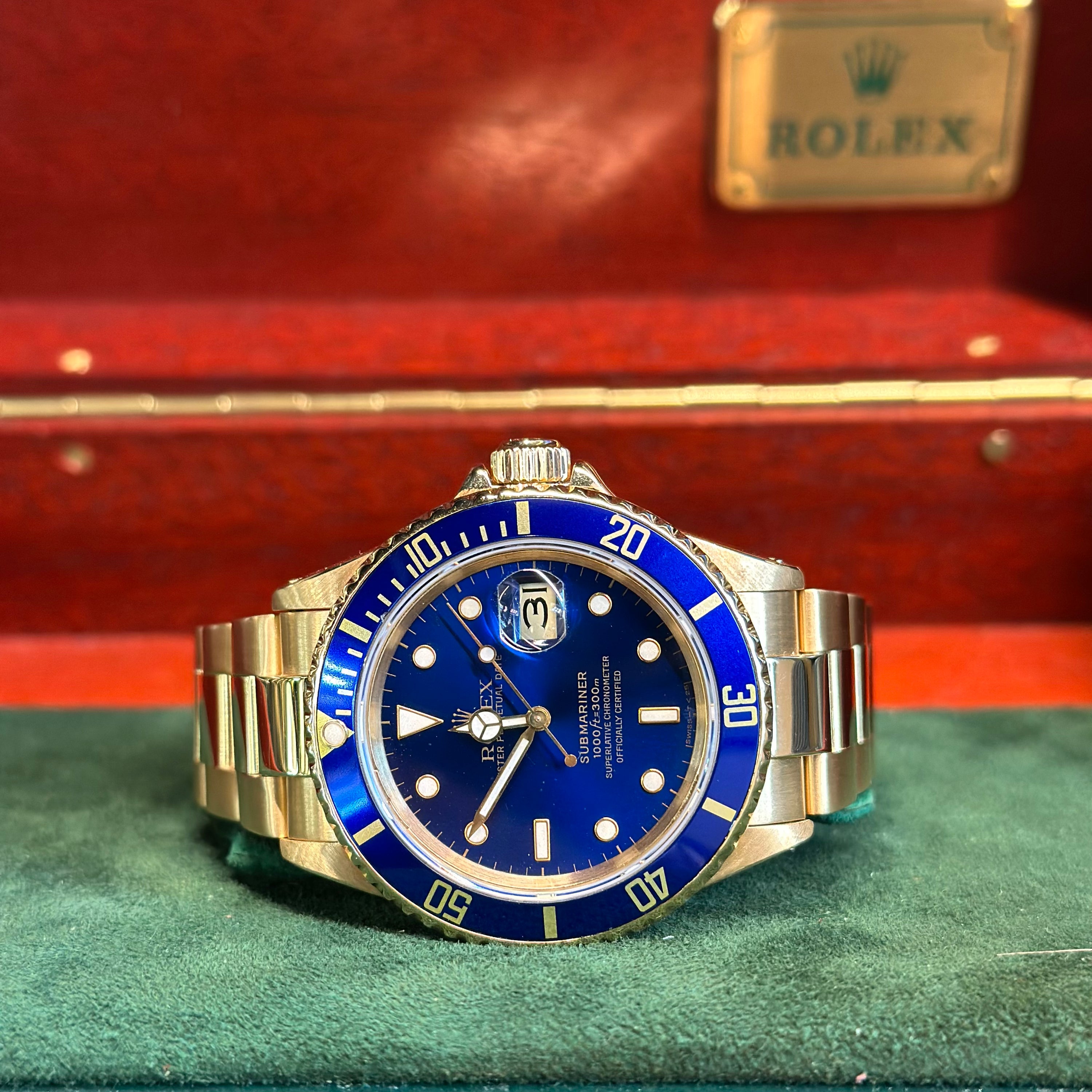 Submariner Date REF. 16618