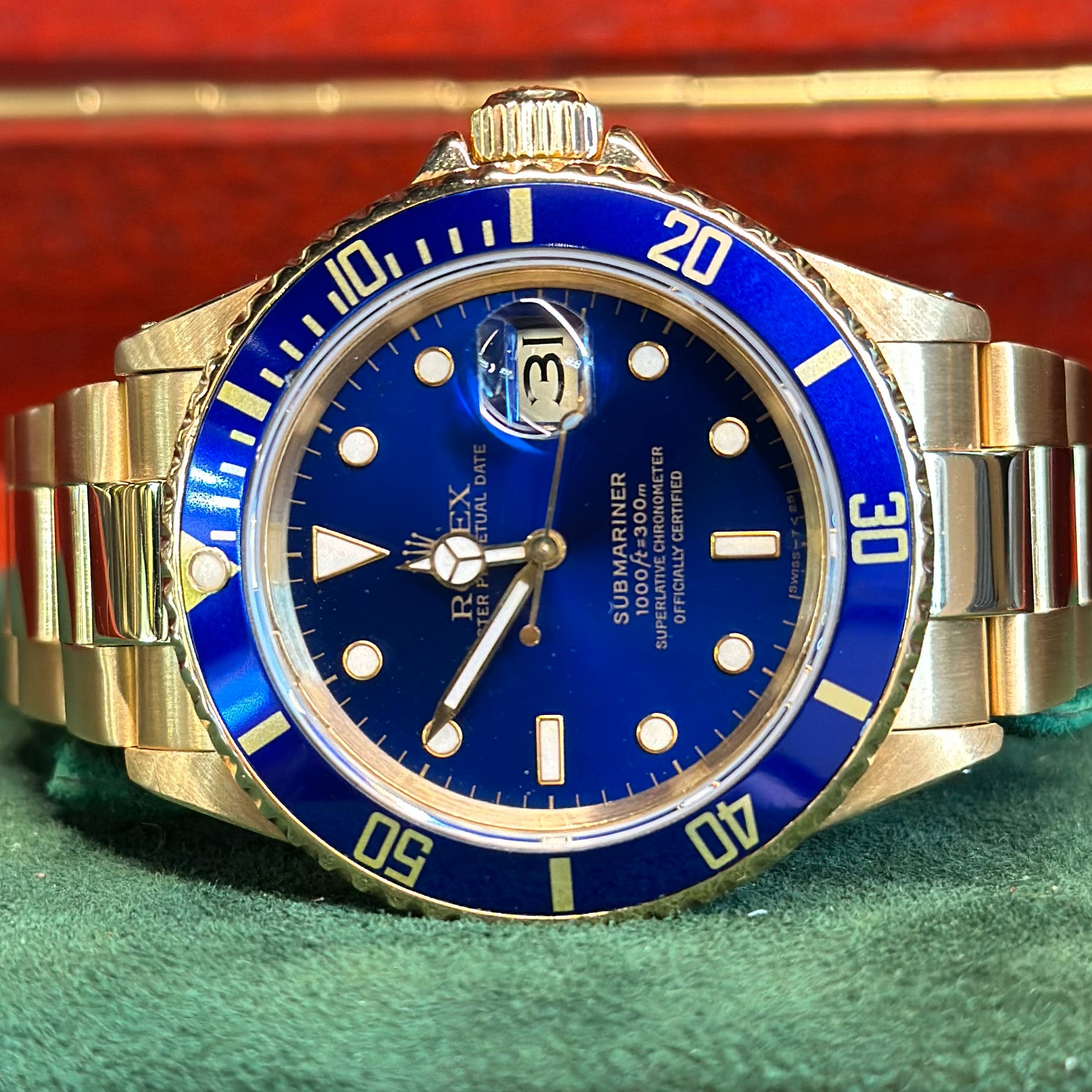 Submariner Date REF. 16618