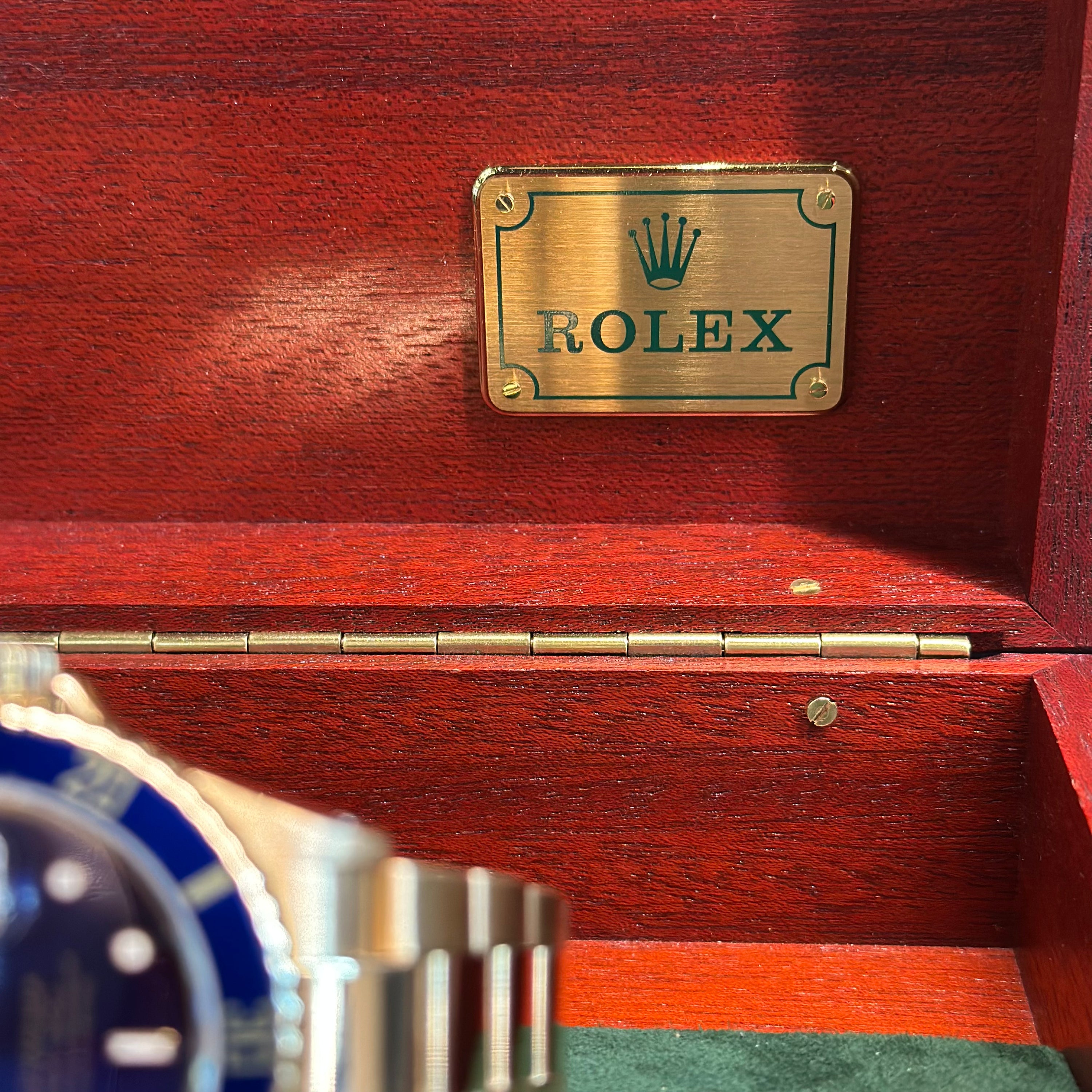 Submariner Date REF. 16618