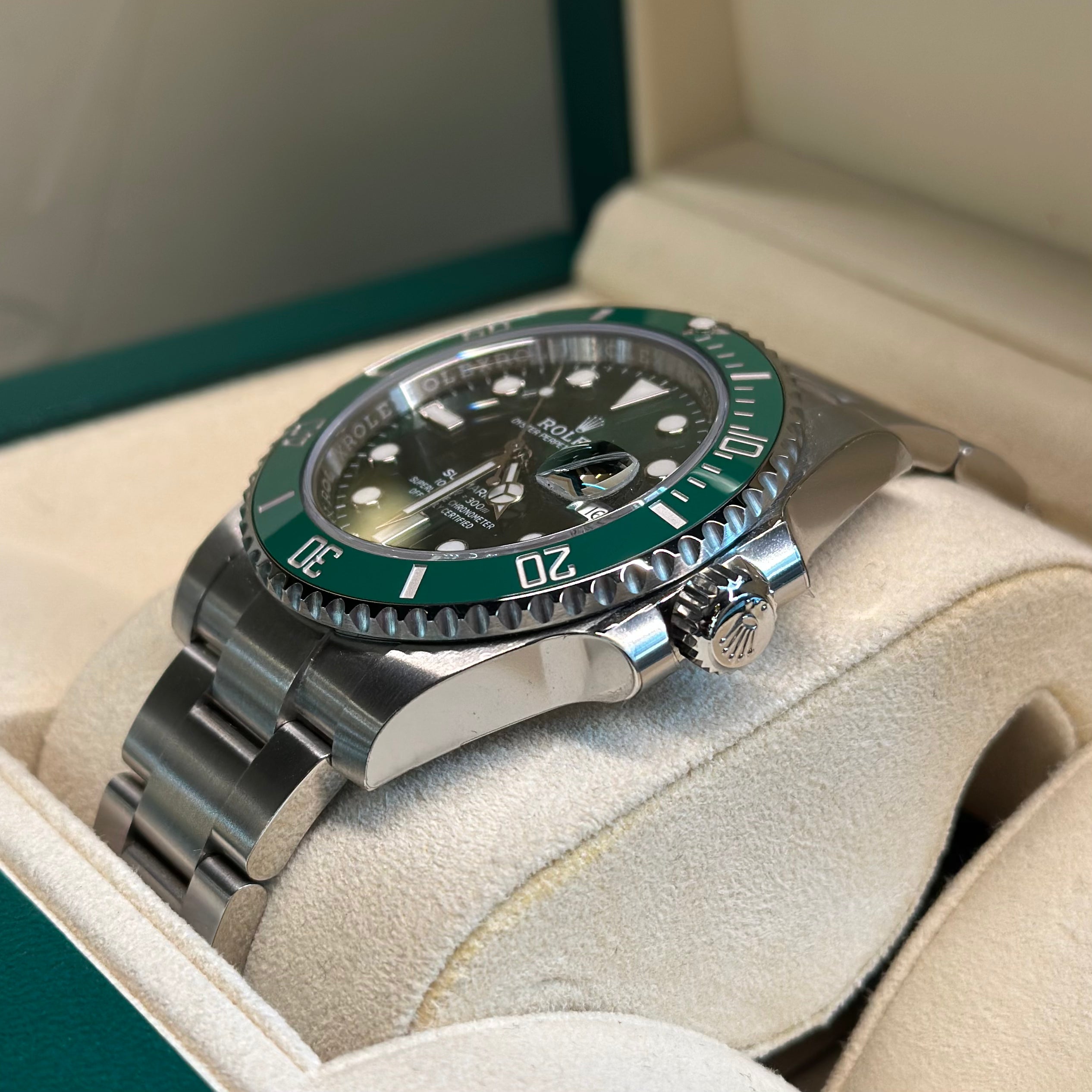Submariner Date "Hulk" NUOVO REF. 116610LV