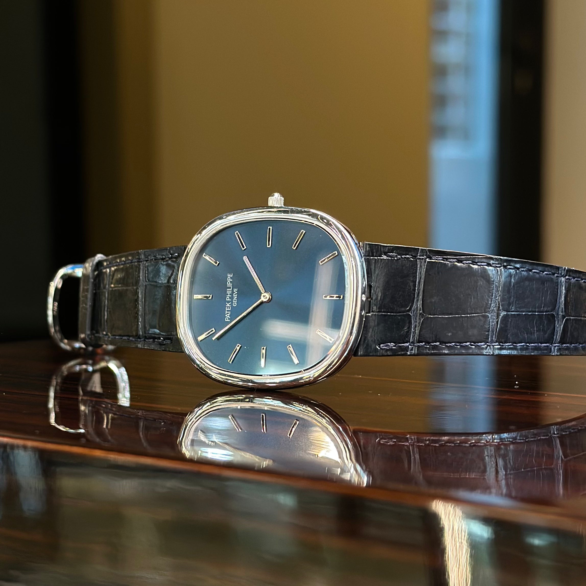 Golden Ellipse 5738P-001 – Nautilus Watches