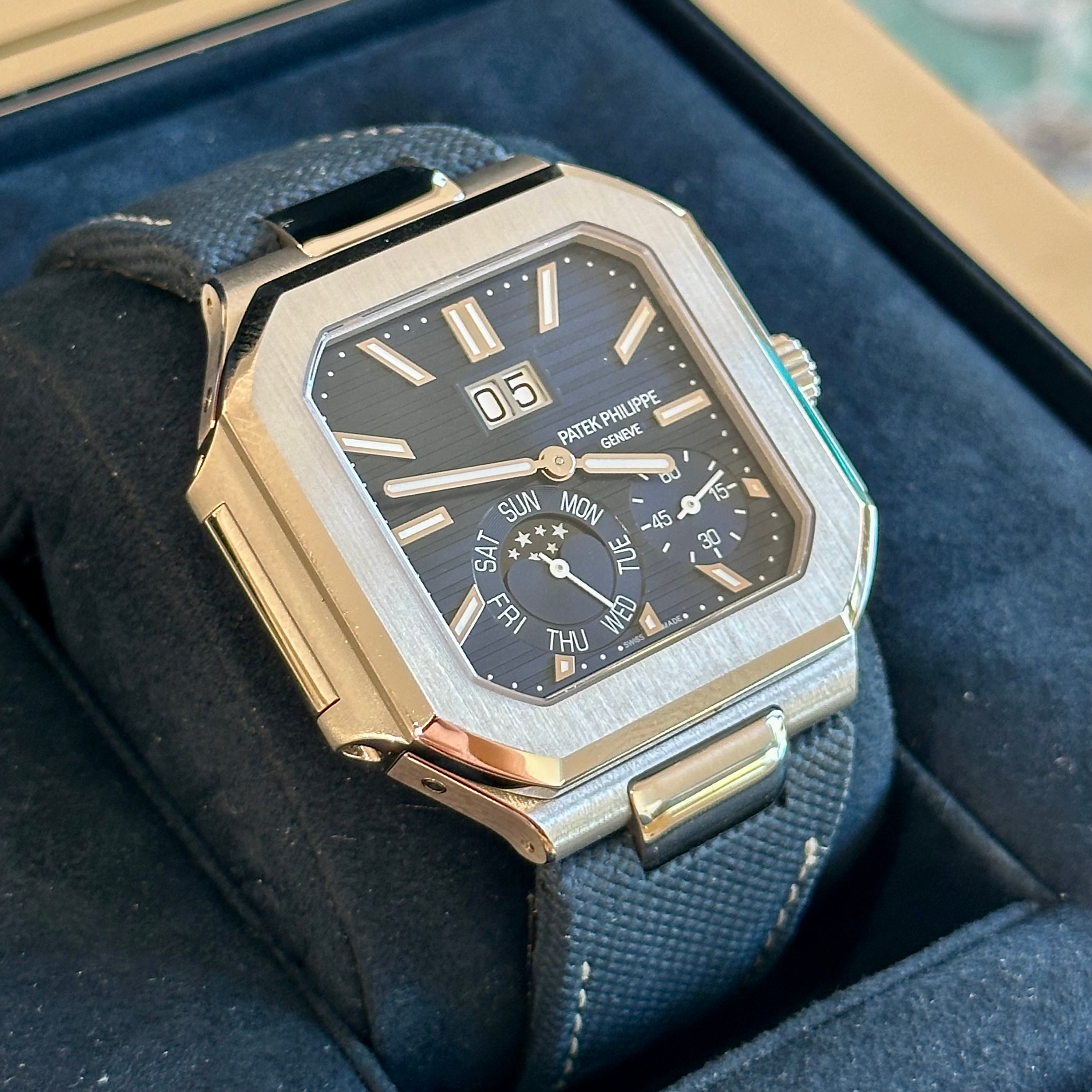 Patek Philippe Cubitus REF. 5822P-001