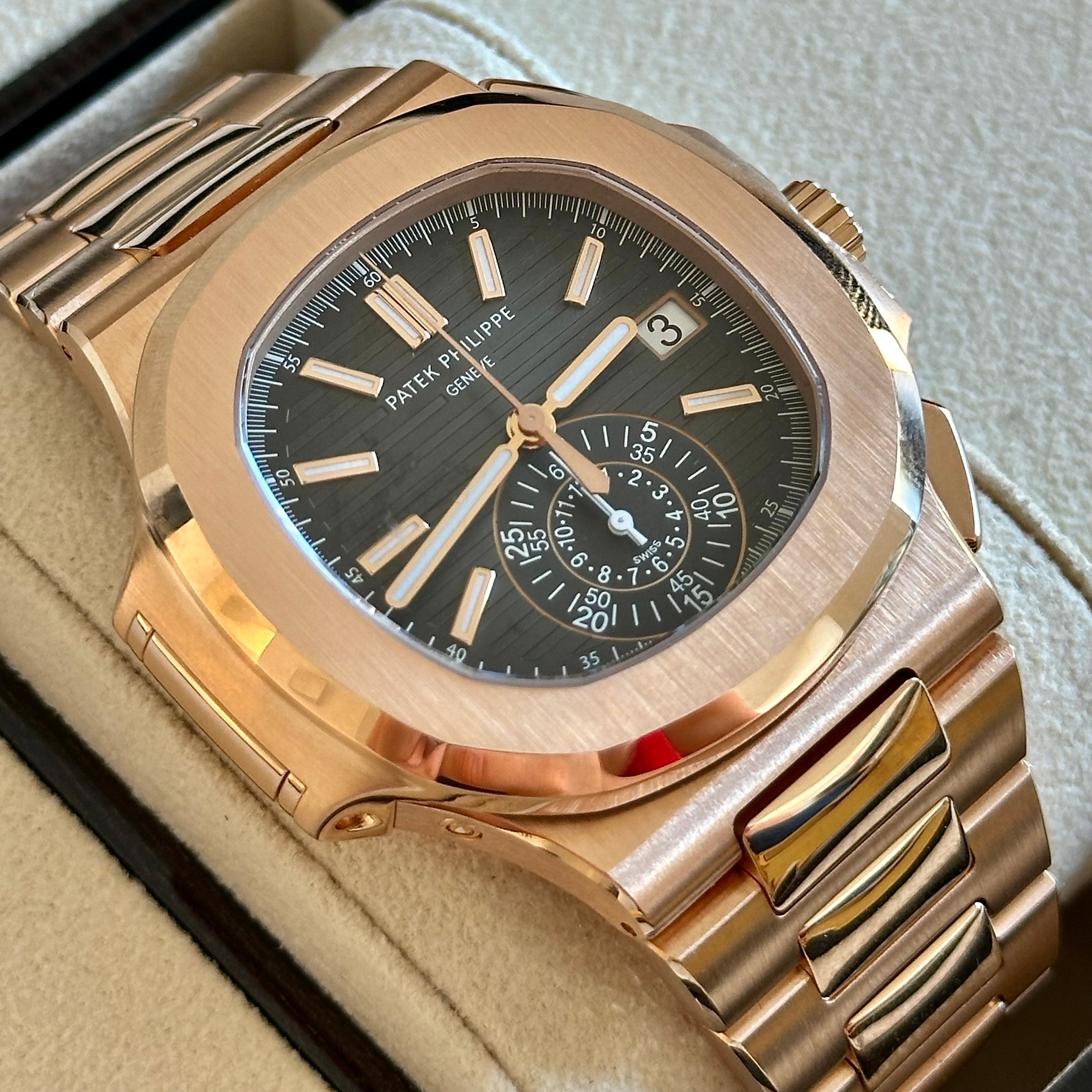 Patek Philippe Nautilus REF. 5980/1R-001