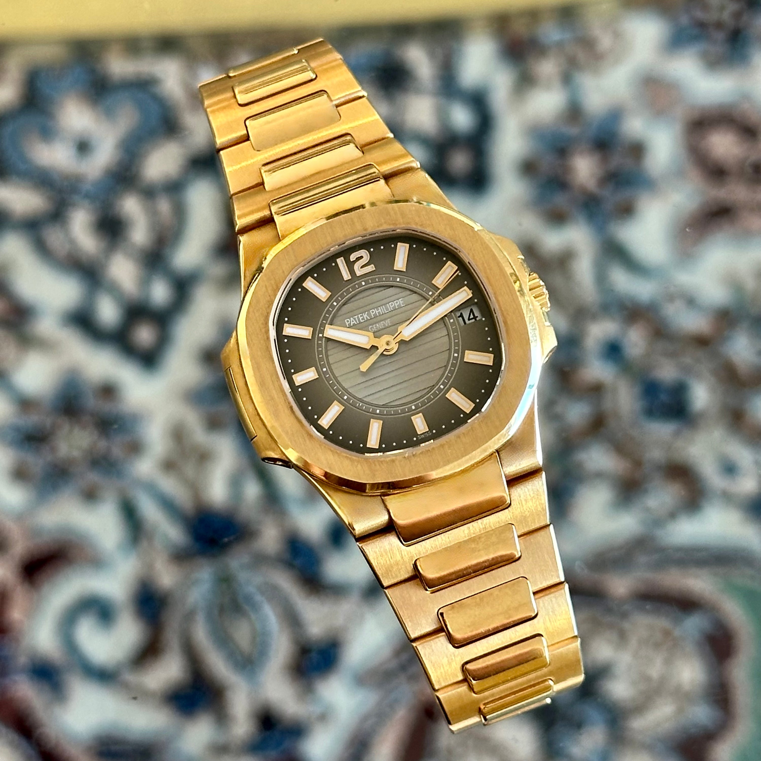 Patek Philippe Nautilus REF. 7011/1R-010