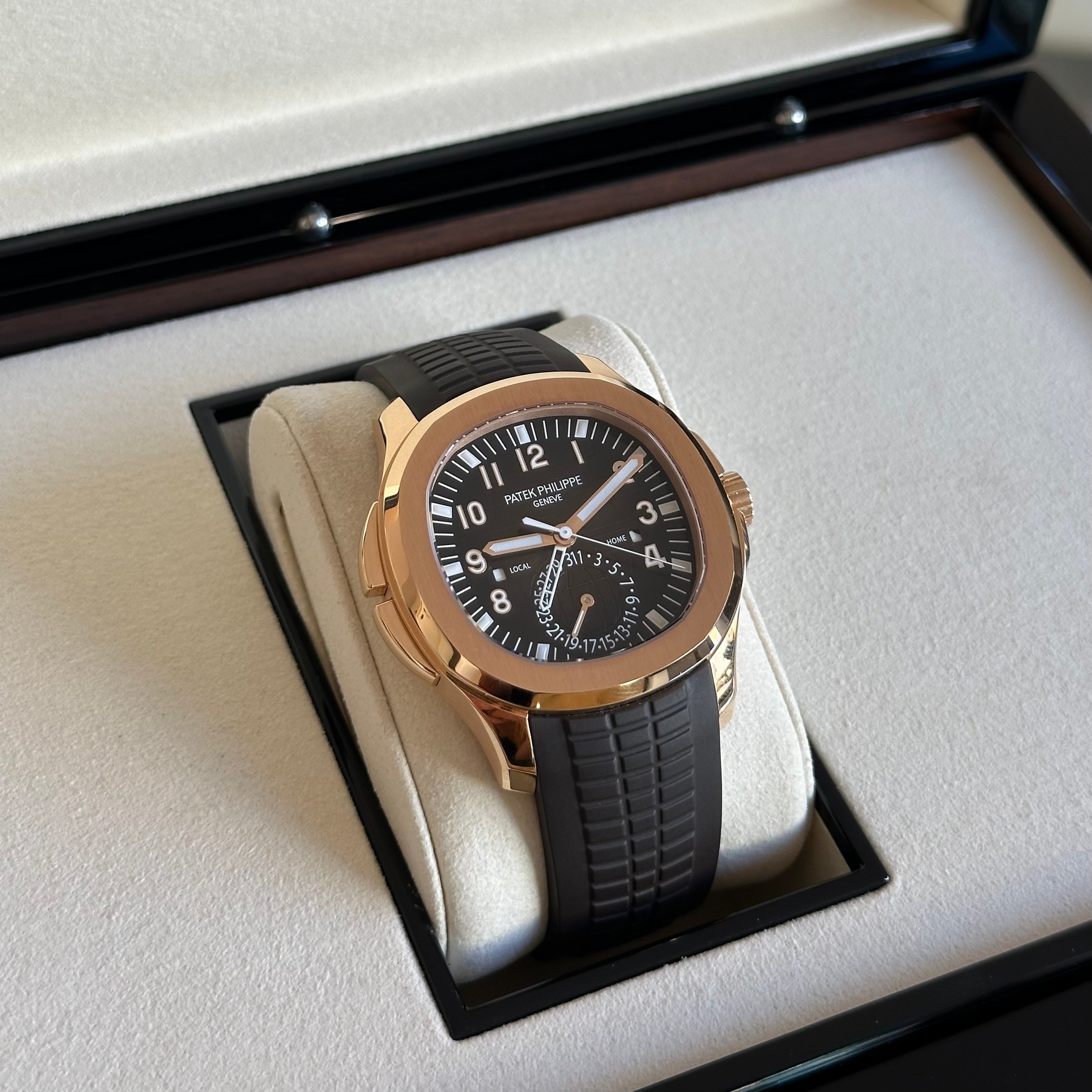 Patek Philippe Aquanaut REF. 5164R-001