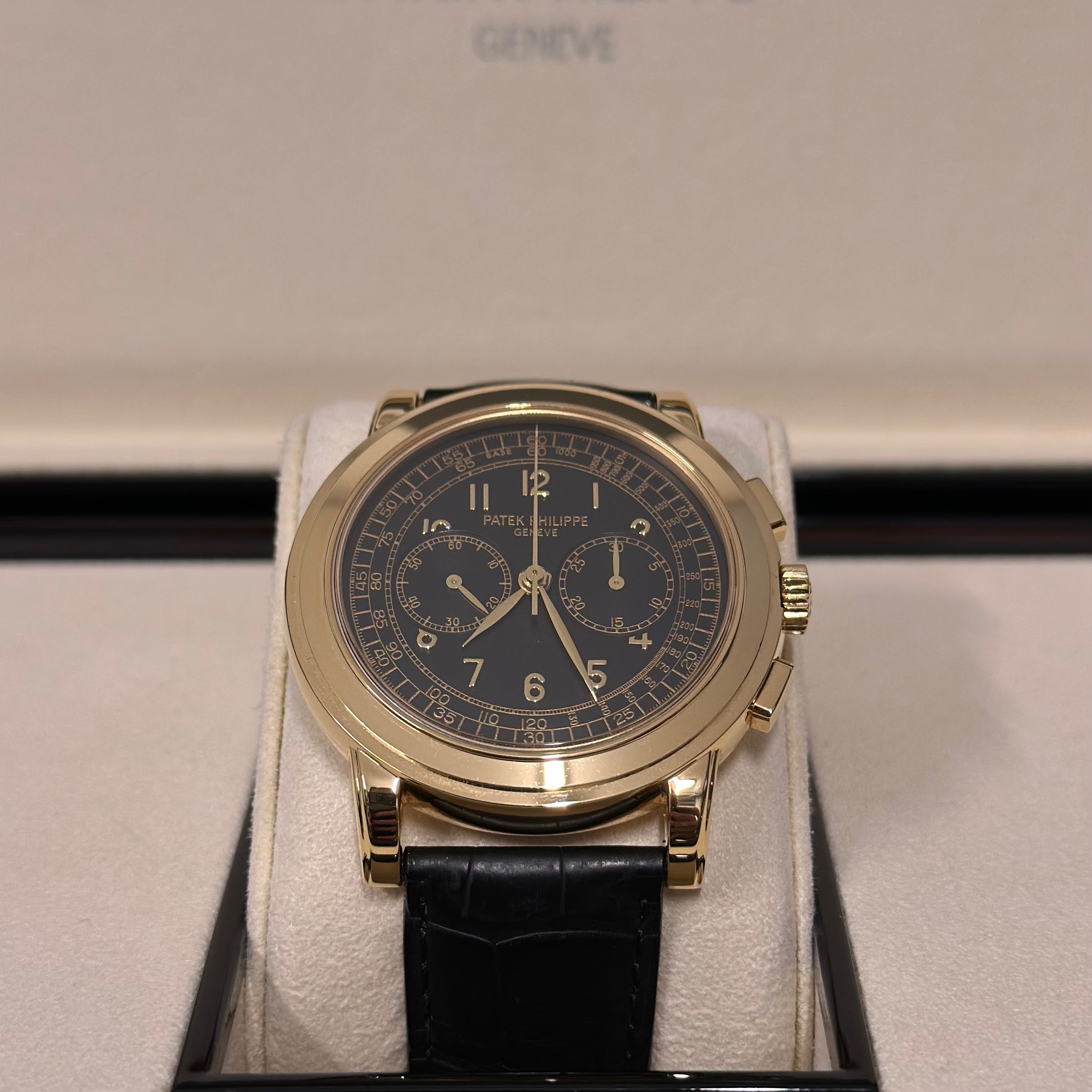 Patek Philippe Chronograph REF. 5070J-001