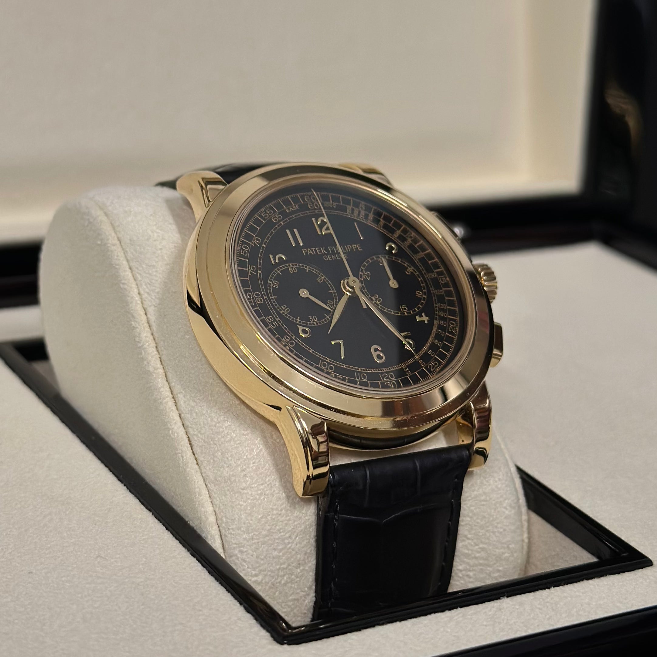 Patek Philippe Chronograph REF. 5070J-001