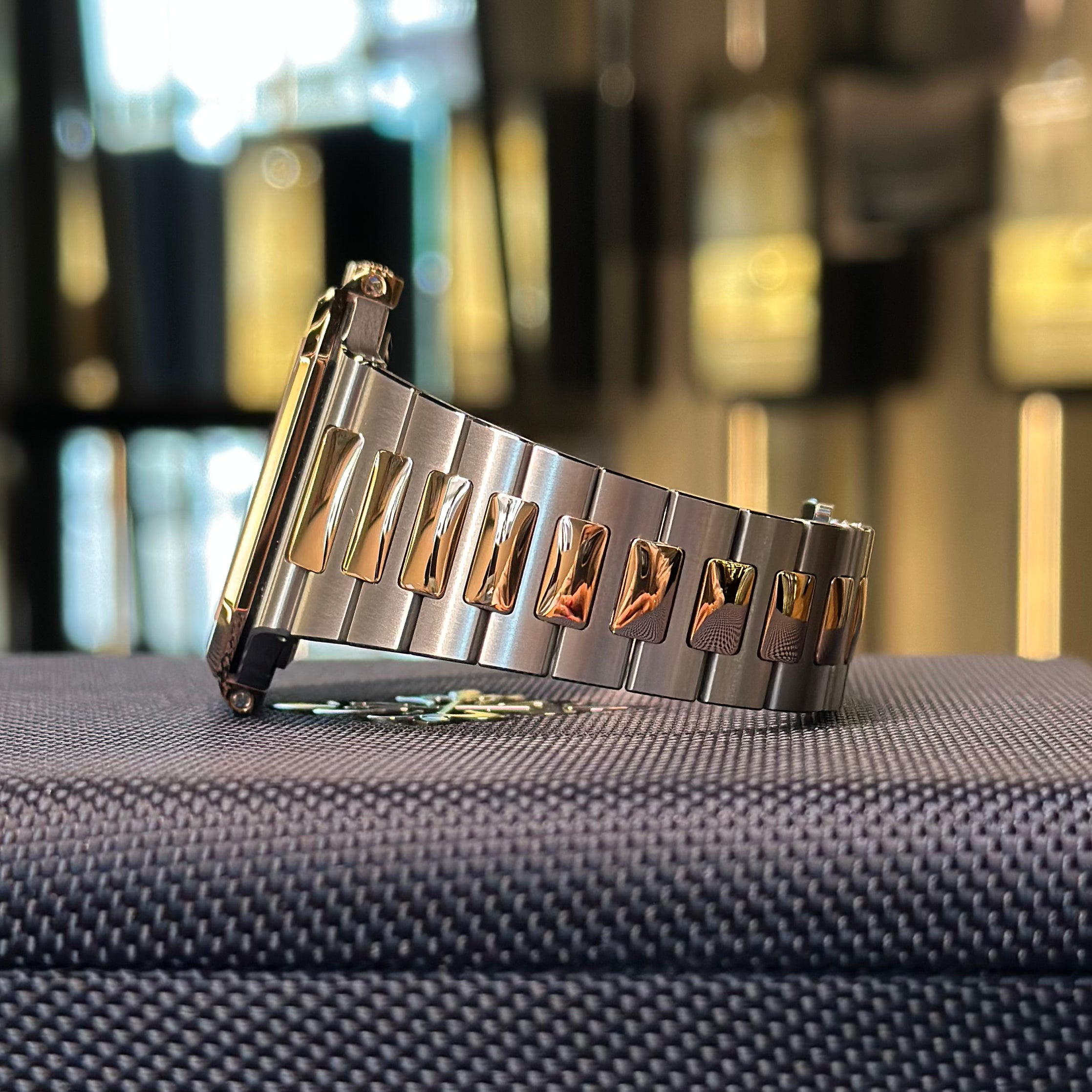 Patek Philippe Cubitus REF. 5821/1AR-001