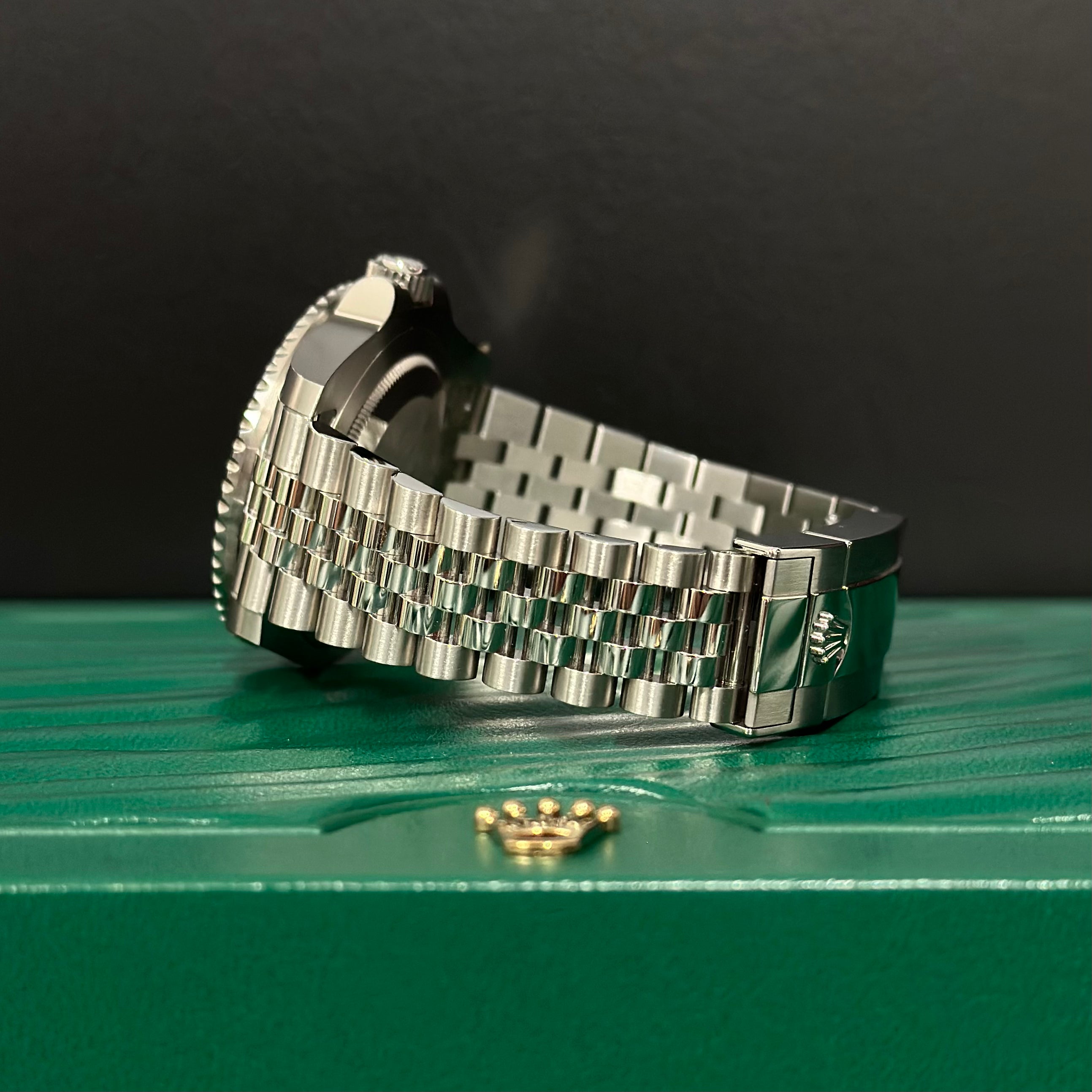 Rolex GMT-Master II REF. 126710GRNR Bruce Wayne