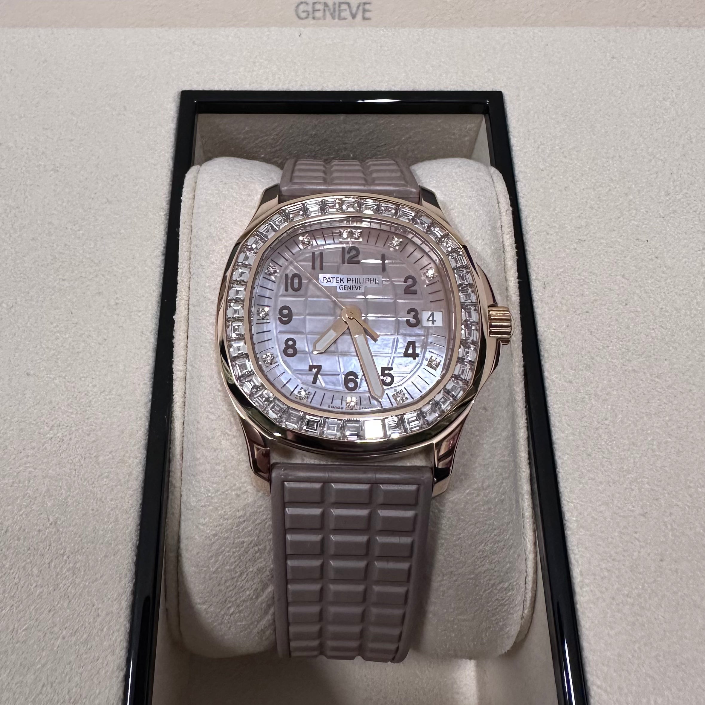 Patek Philippe Aquanaut Luce REF. 5072R-001