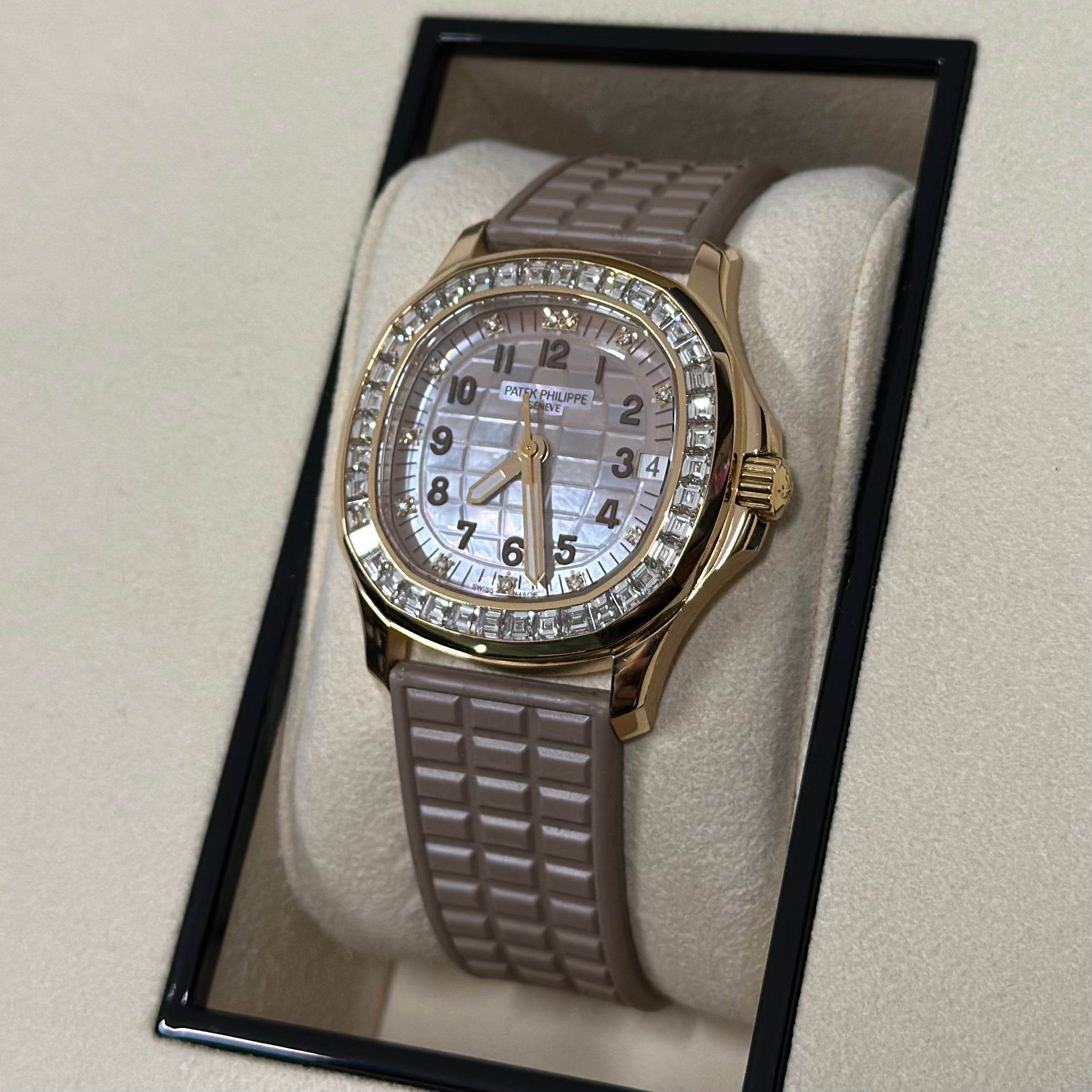 Patek Philippe Aquanaut Luce REF. 5072R-001