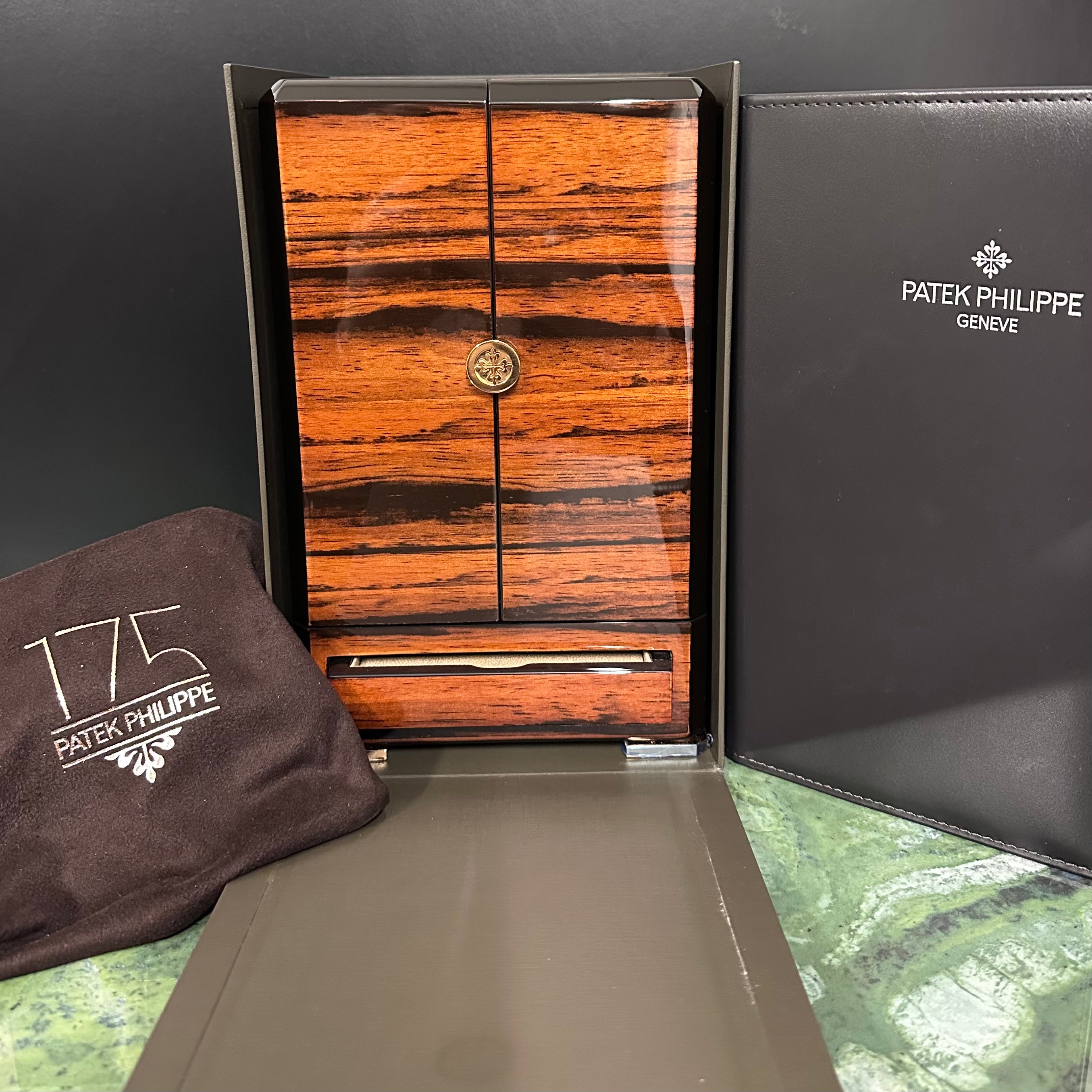 Patek Philippe World Time Anniversary 175th REF. 5575G-001